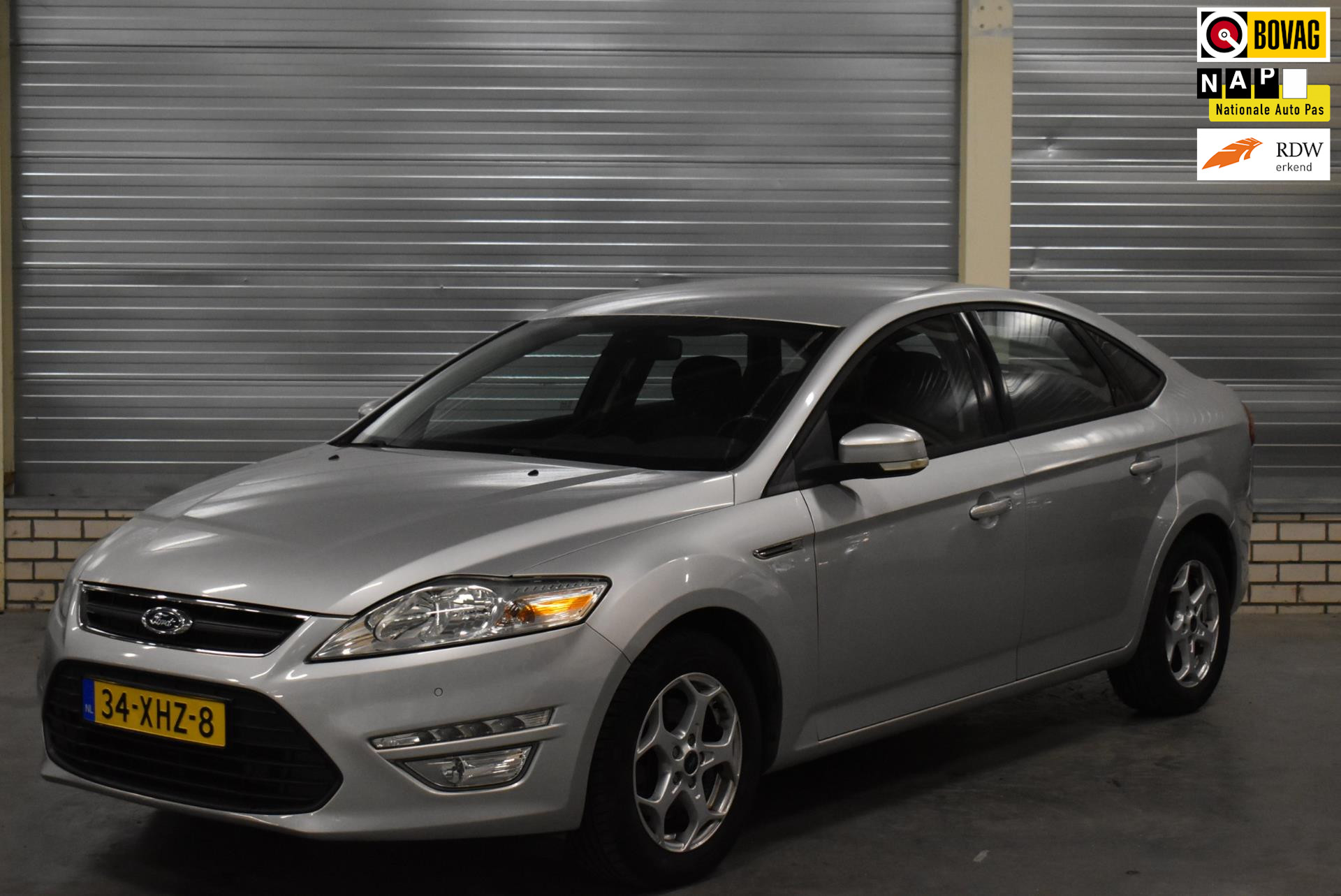 Ford Mondeo 1.6 EcoBoost Business + Navigatie|Bluetooth|Parkeersensoren|Stoelverwarming| 2012 - voorkant