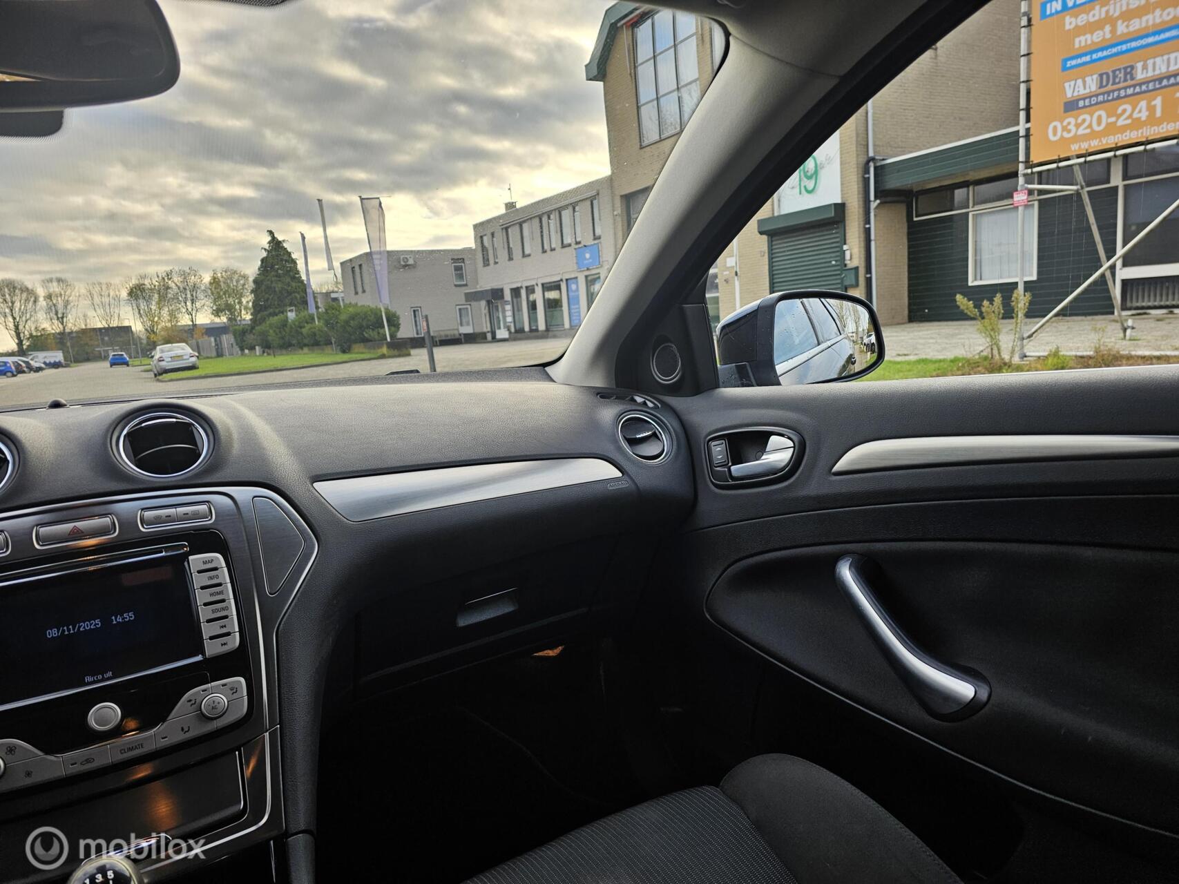 Foto van Ford Mondeo