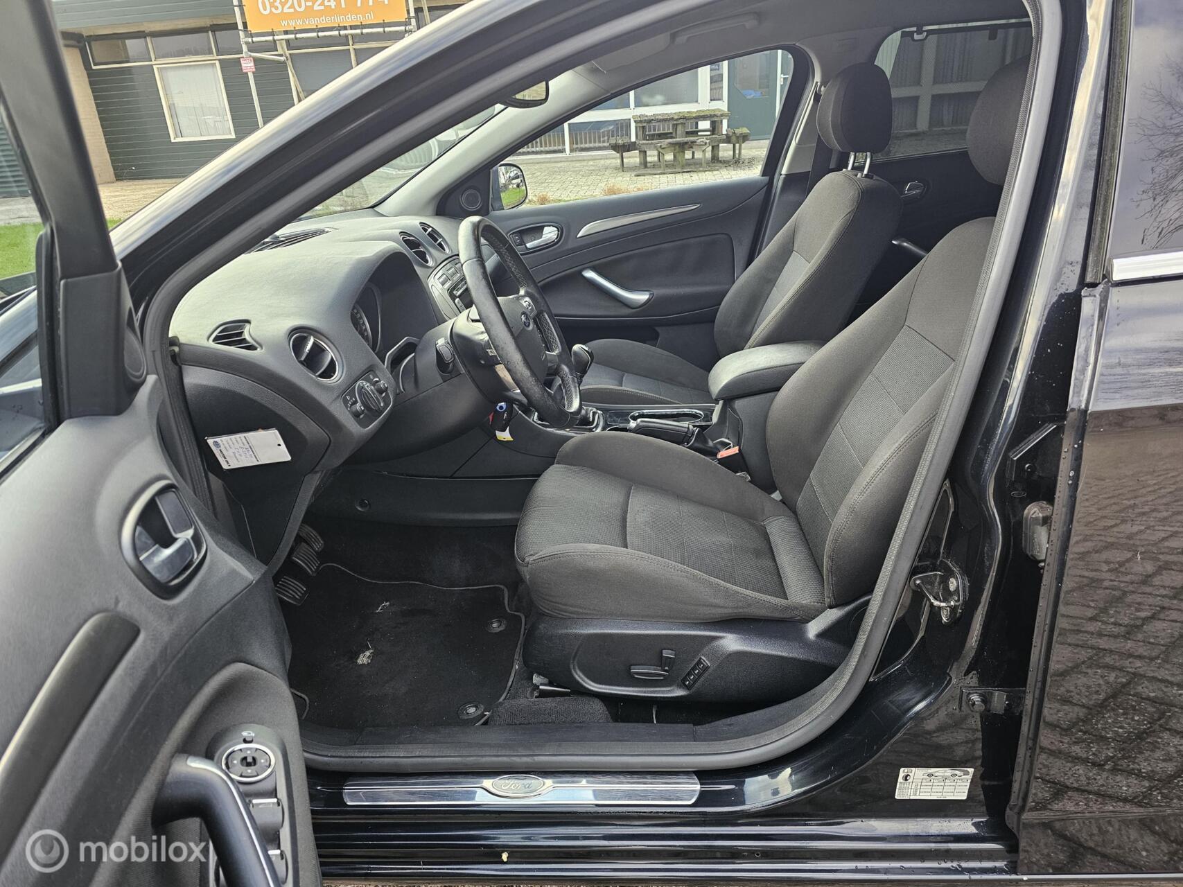 Foto van Ford Mondeo
