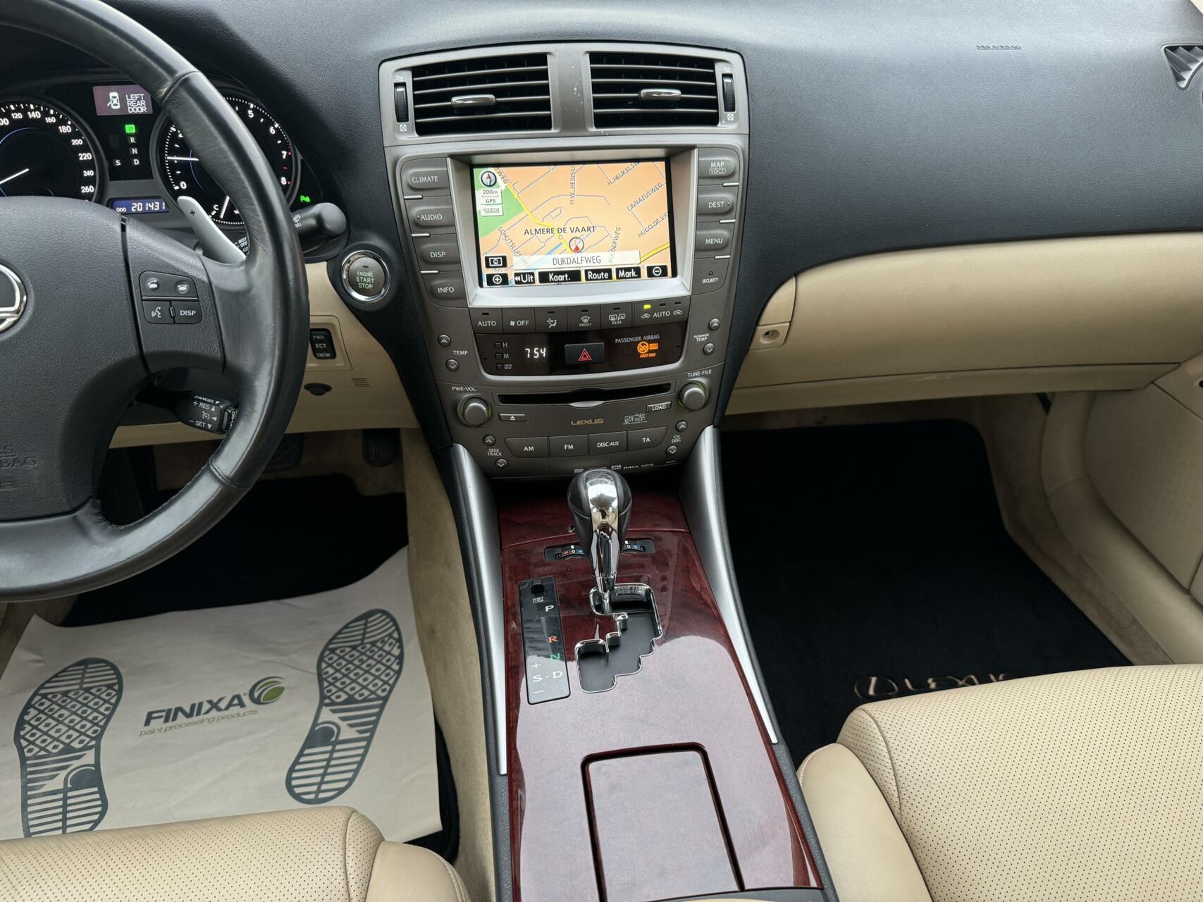 Foto van Lexus Is