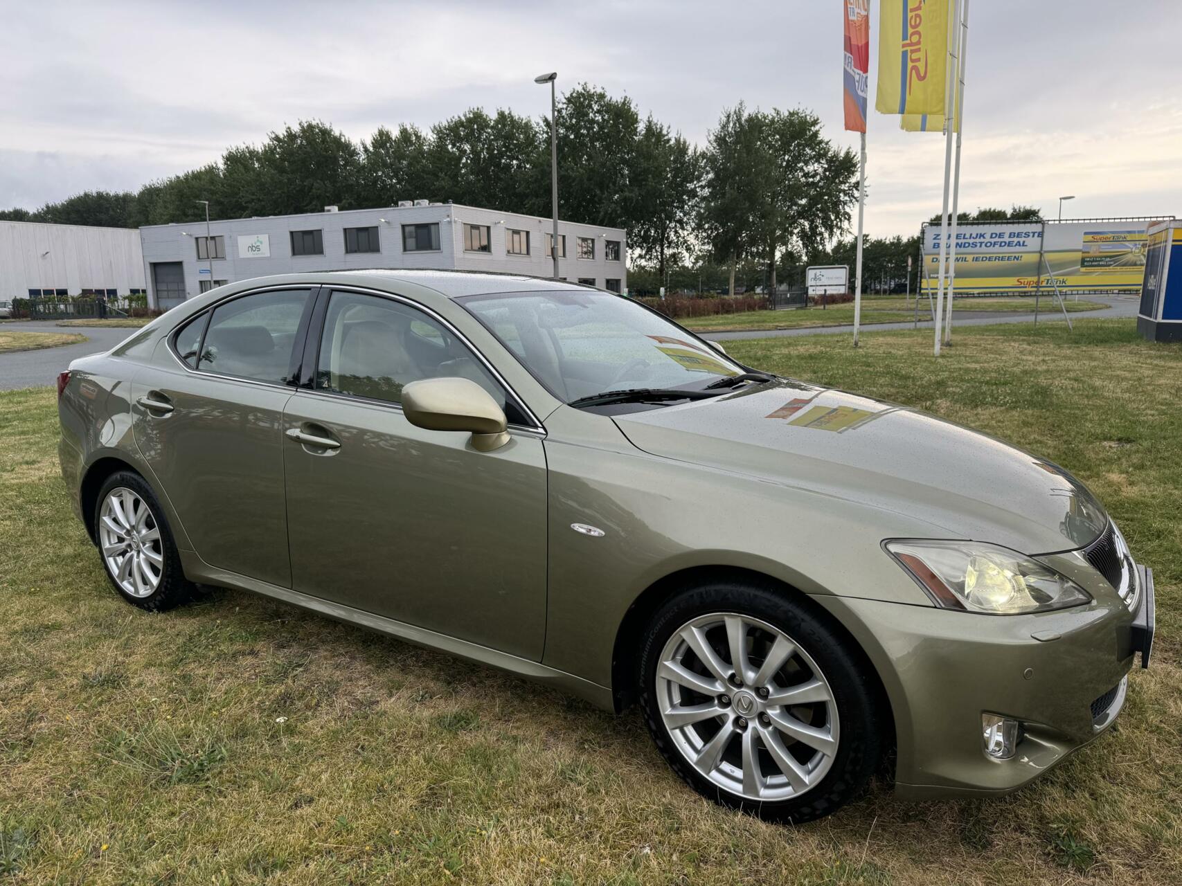 Foto van Lexus Is