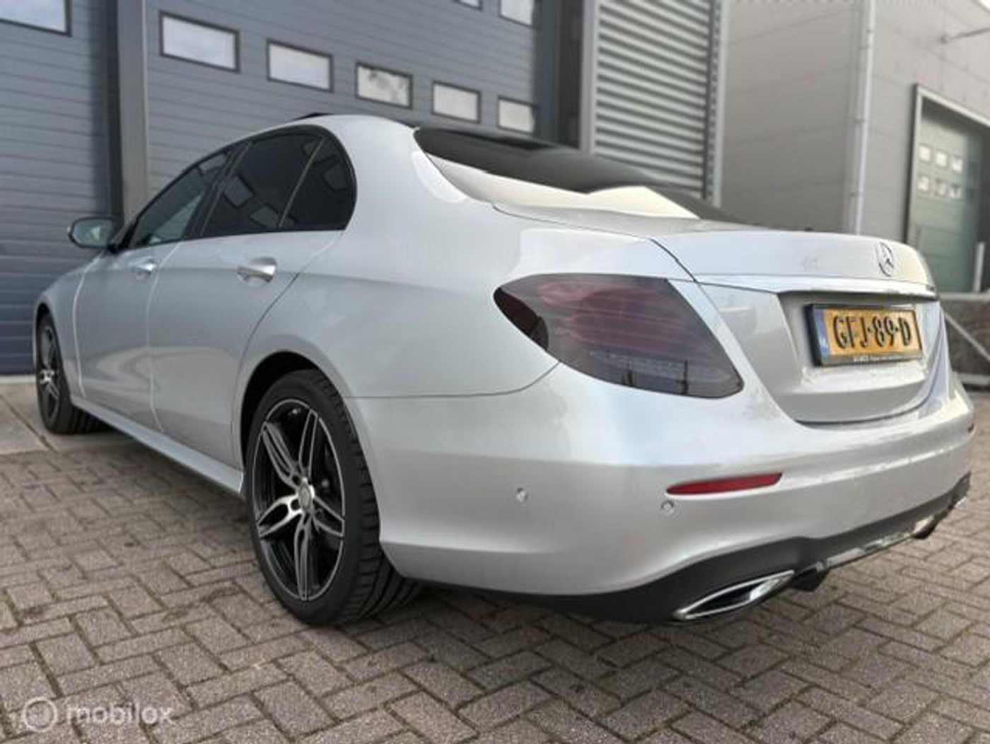Foto van Mercedes-Benz E 220 D