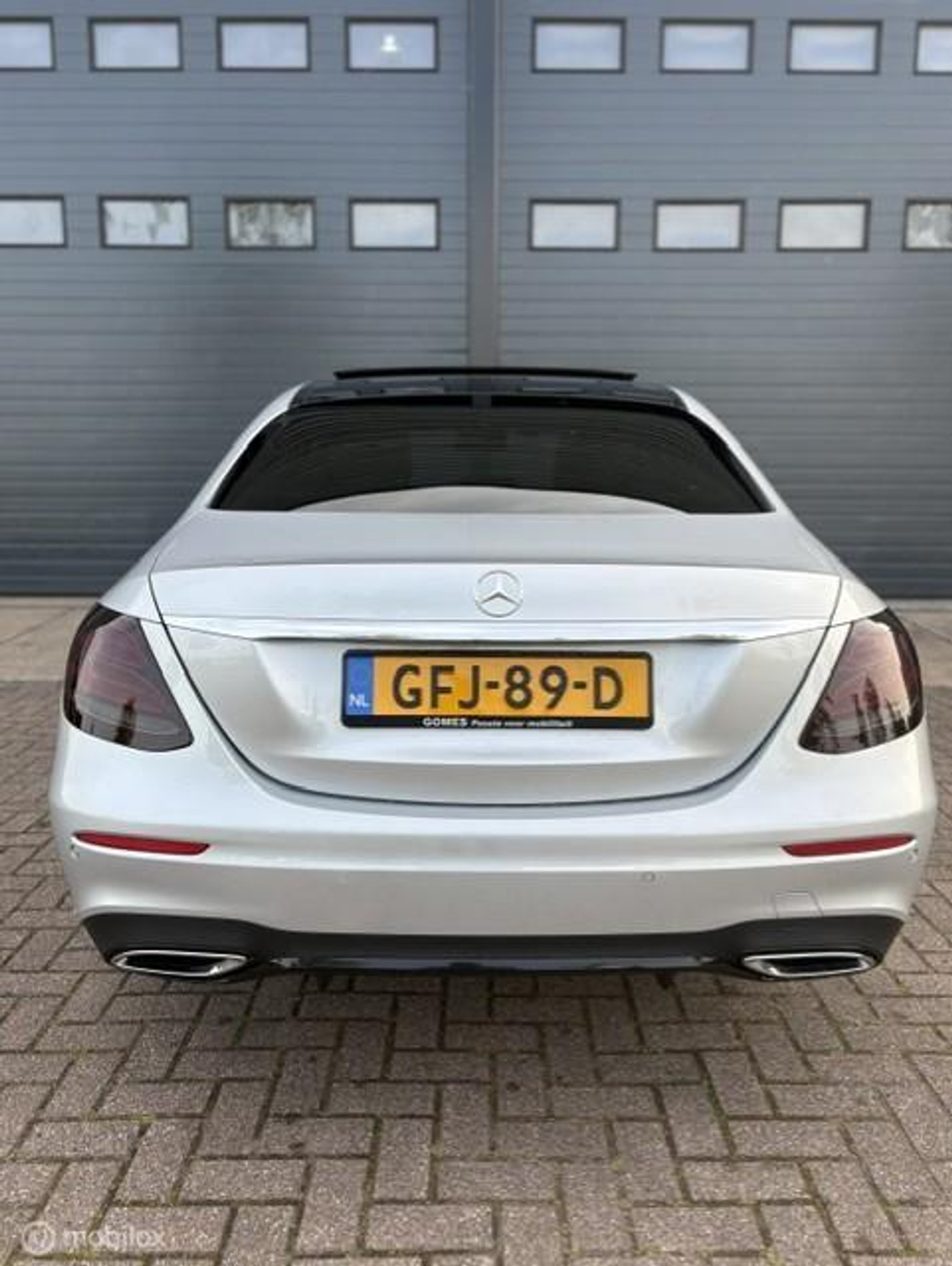 Foto van Mercedes-Benz E 220 D
