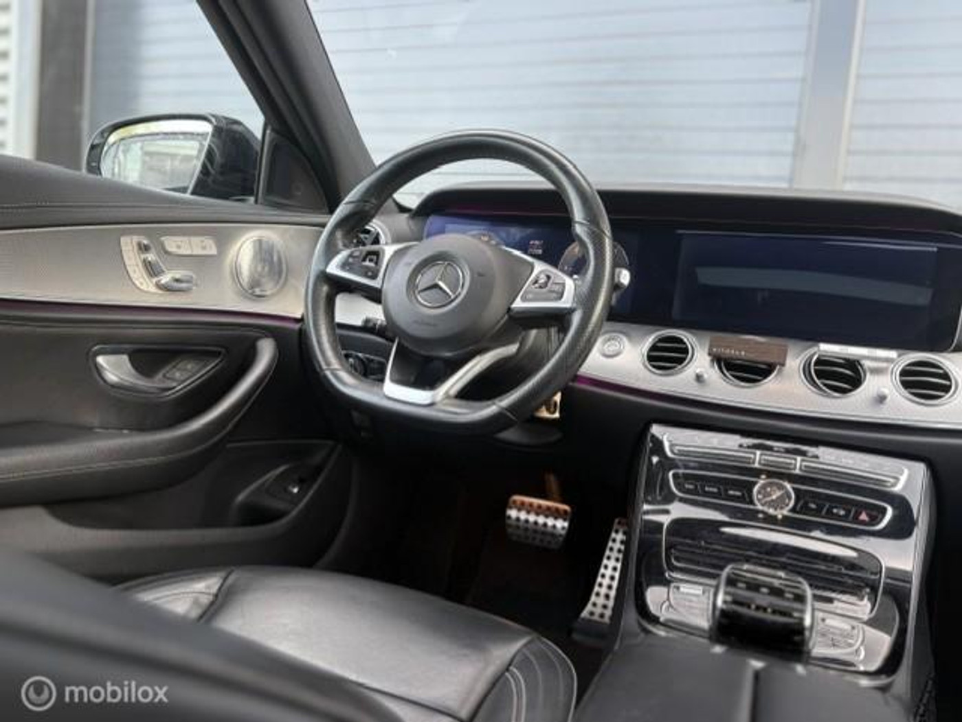Foto van Mercedes-Benz E 220 D