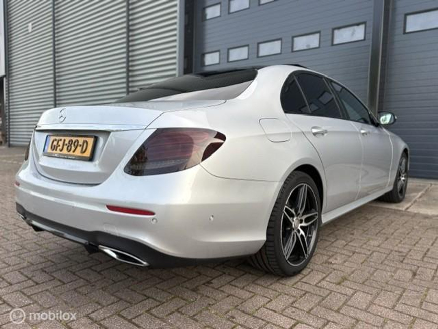 Foto van Mercedes-Benz E 220 D