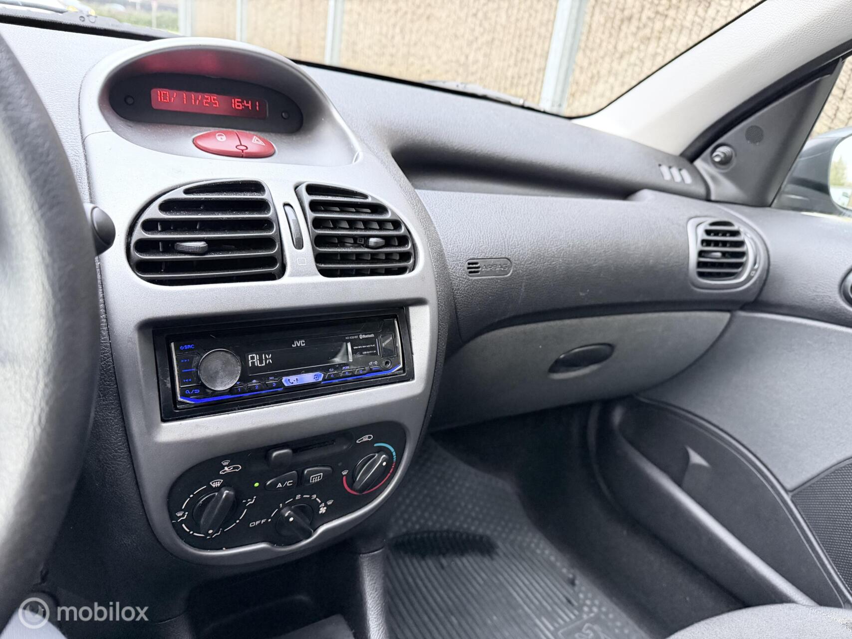Foto van Peugeot 206