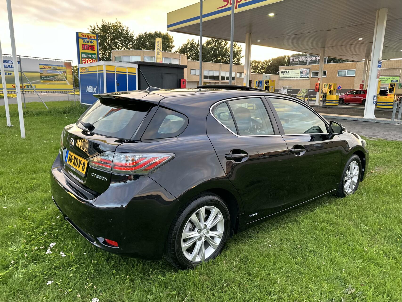 Foto van Lexus CT