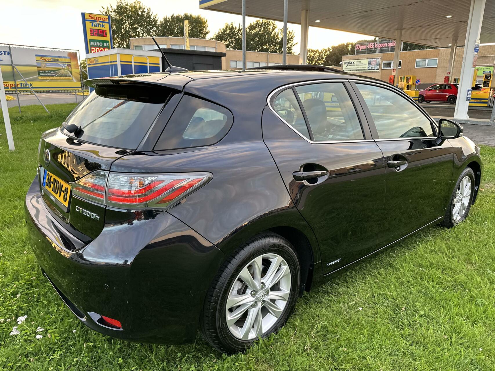 Foto van Lexus CT