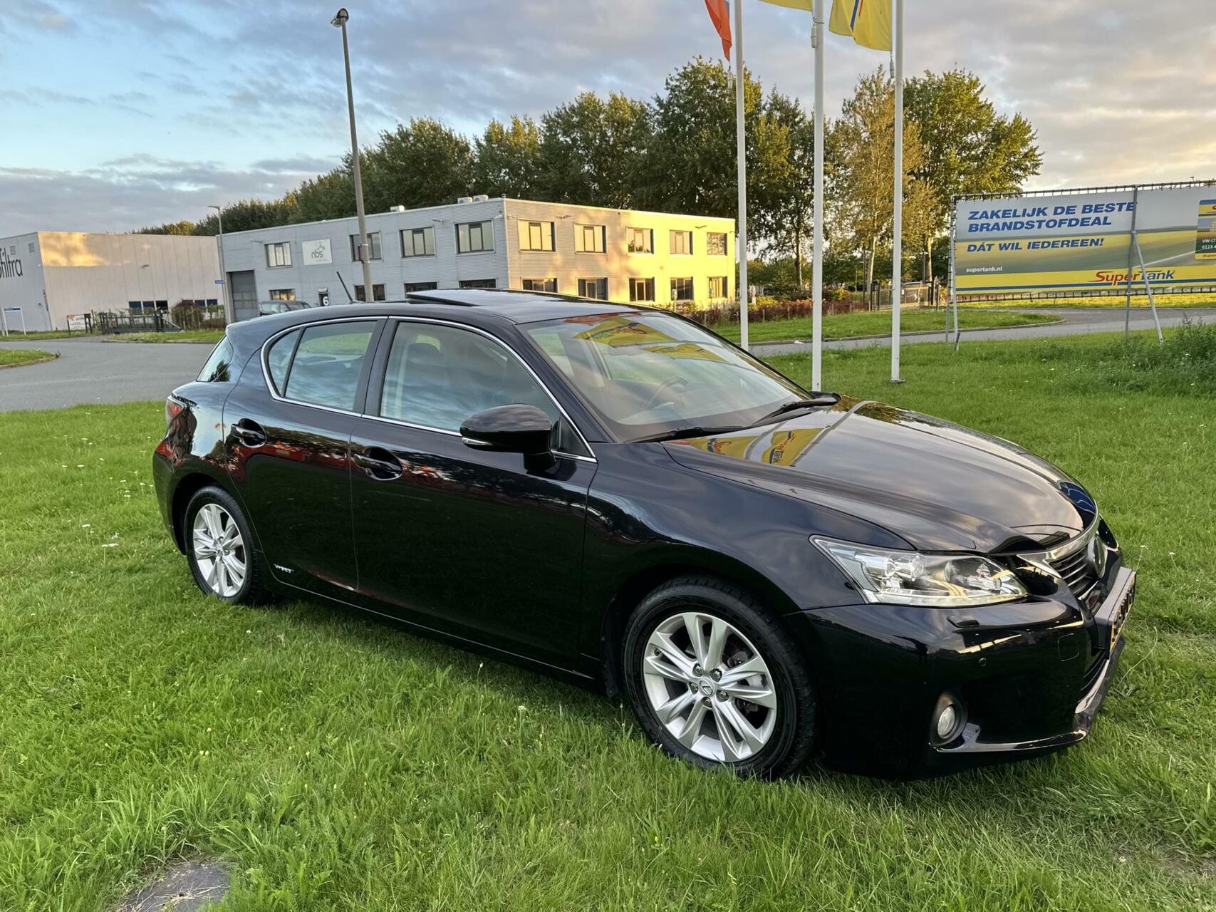 Foto van Lexus CT