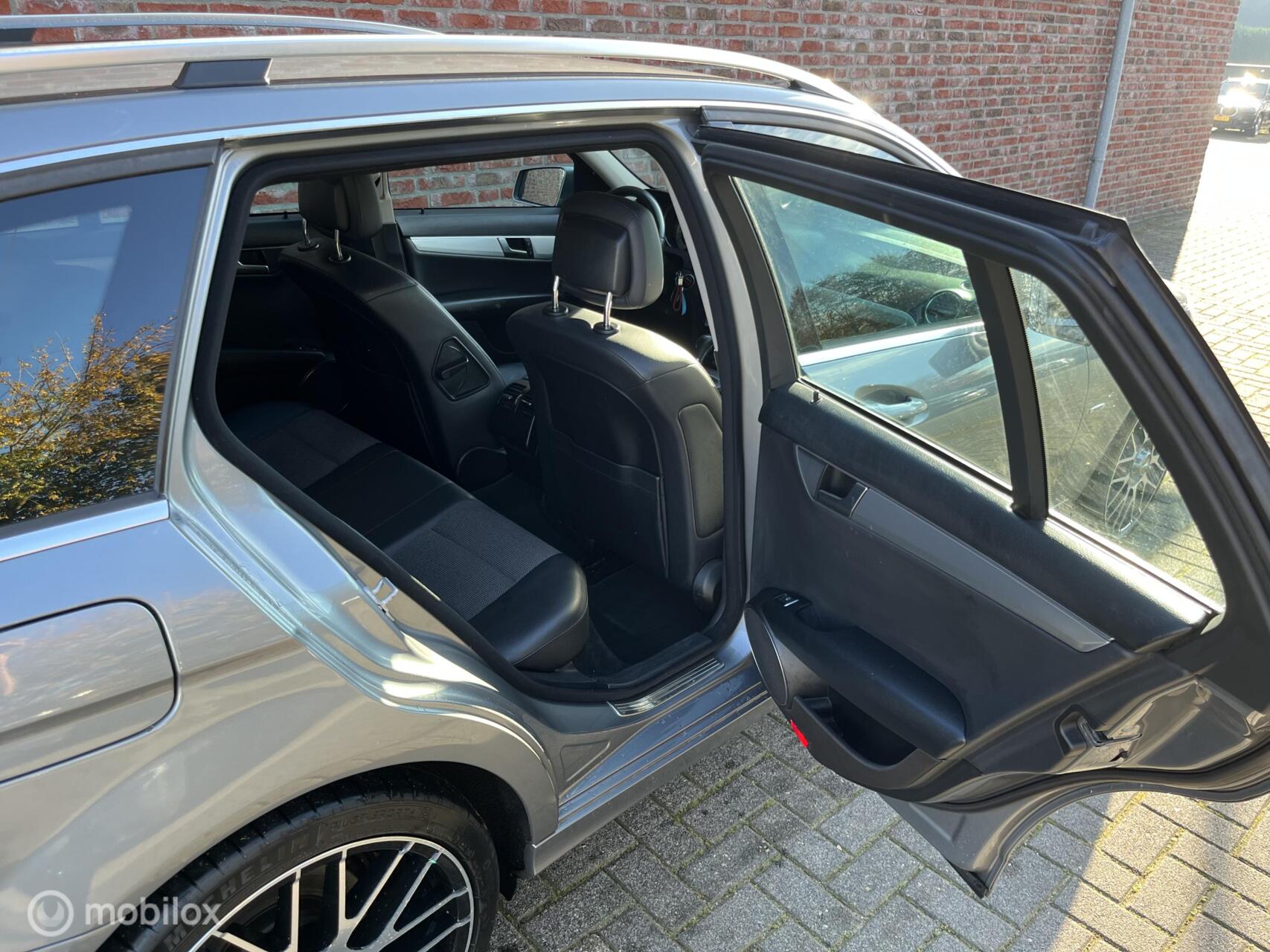 Foto van Mercedes-Benz C-klasse Estate