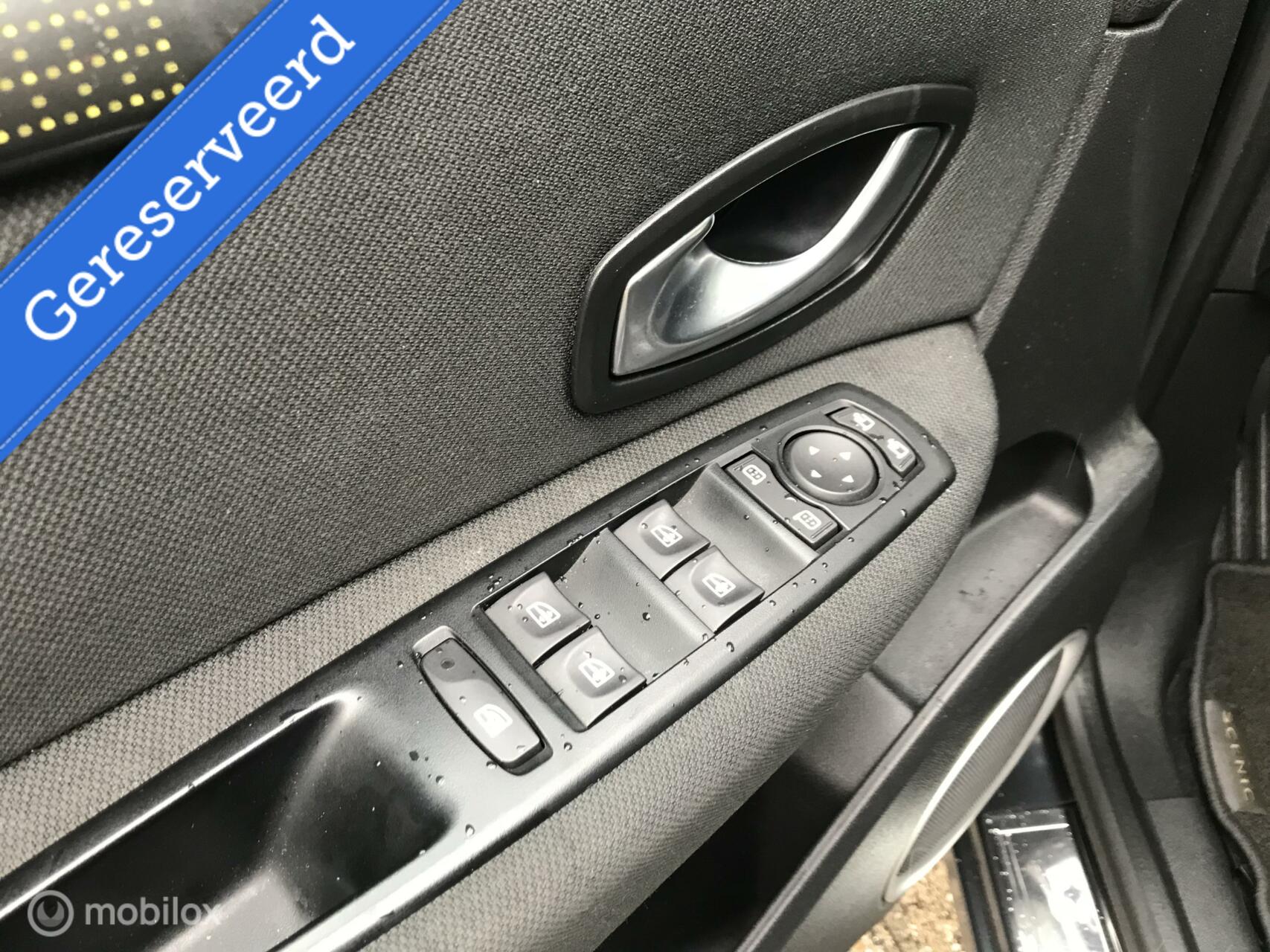 Foto van Renault Grand Scenic