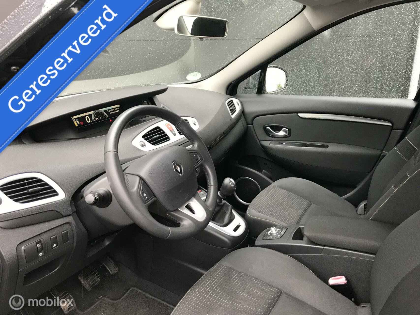 Foto van Renault Grand Scenic