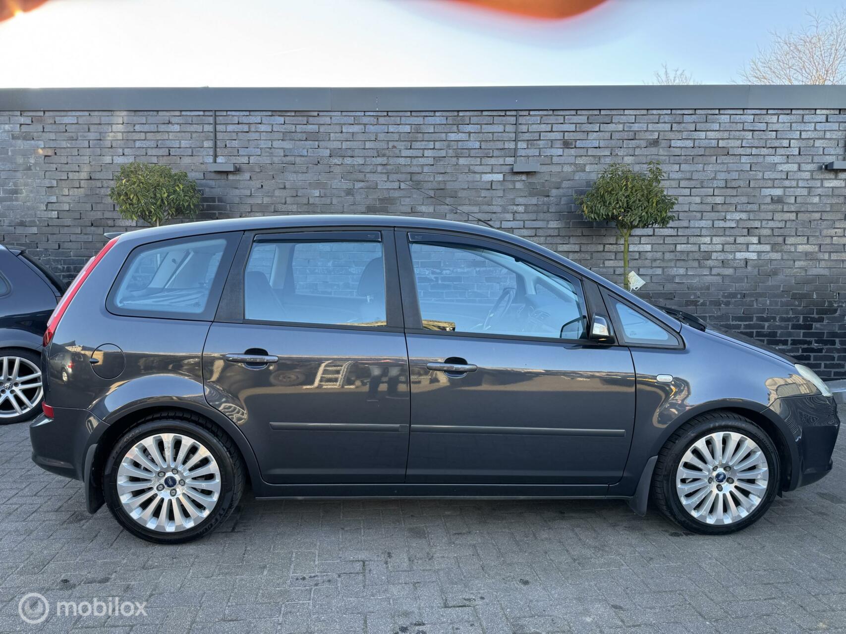 Foto van Ford C-max
