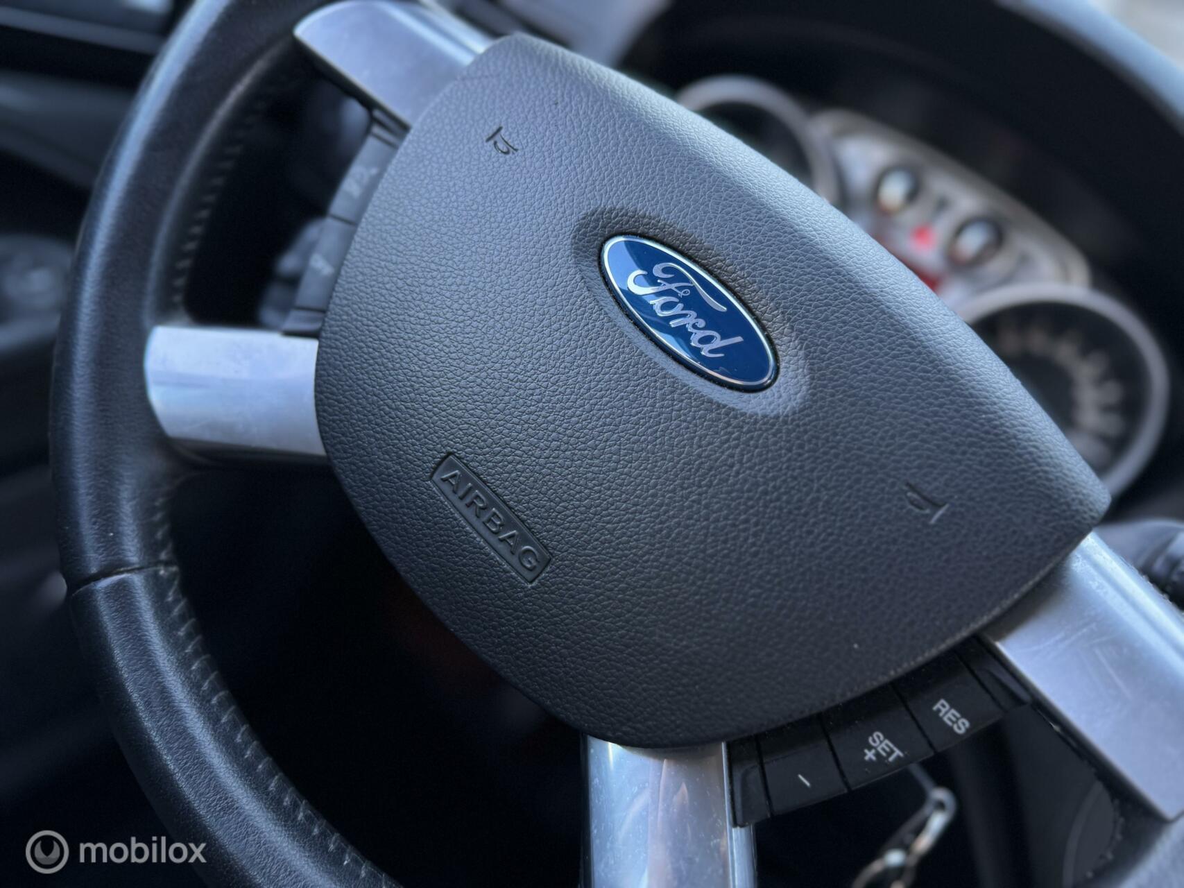 Foto van Ford C-max