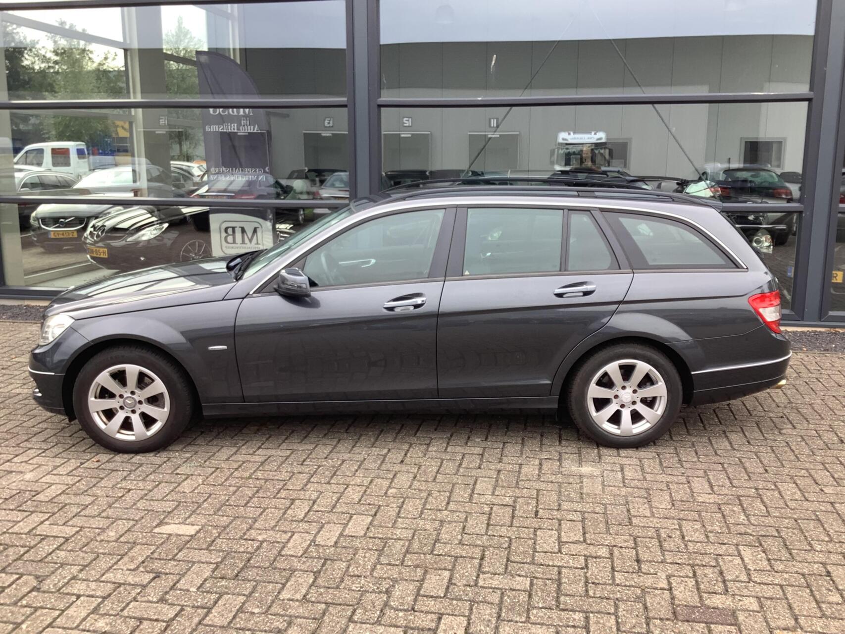 Foto van Mercedes-Benz C 180 Kompressor