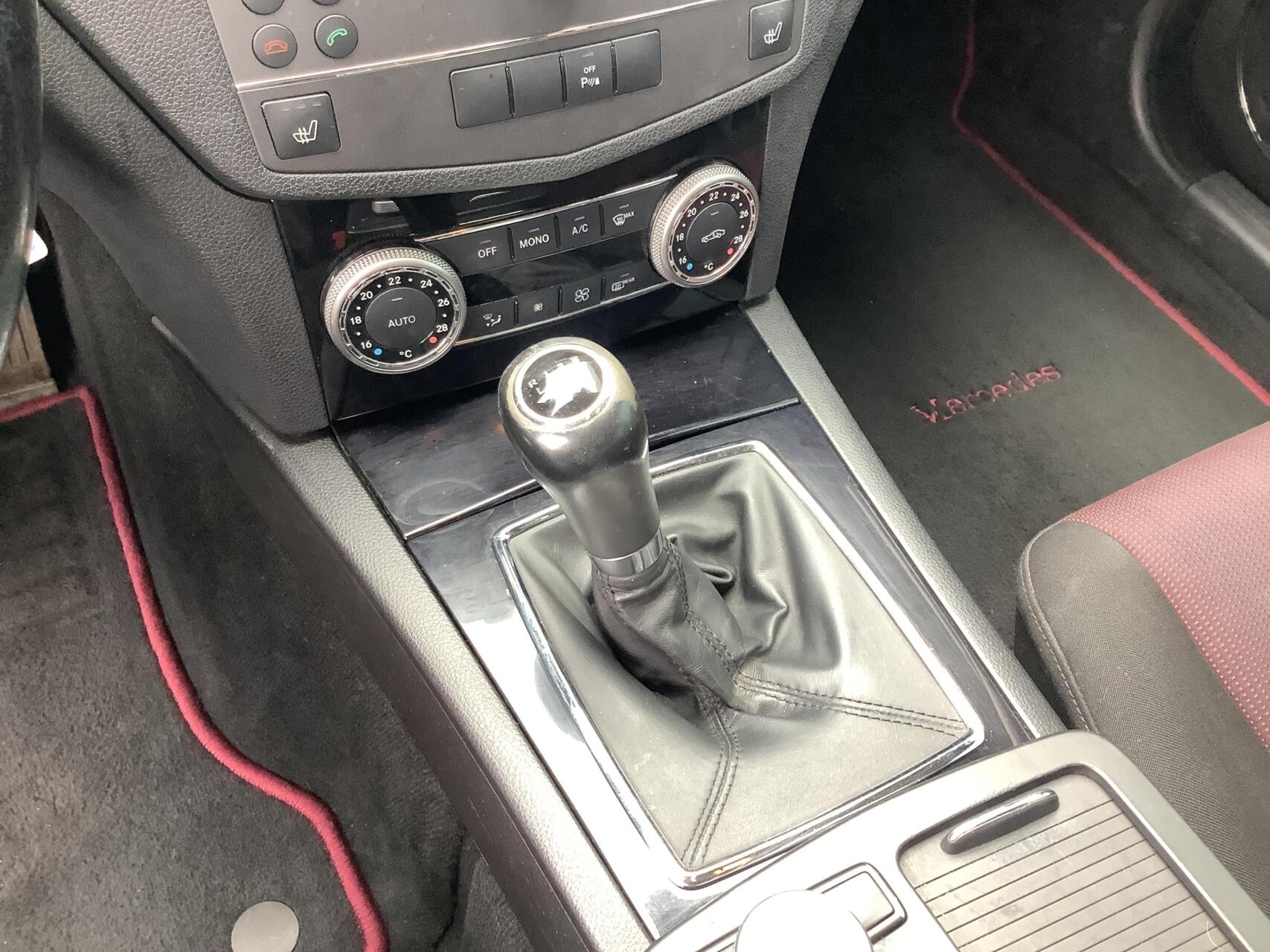 Foto van Mercedes-Benz C 180 Kompressor