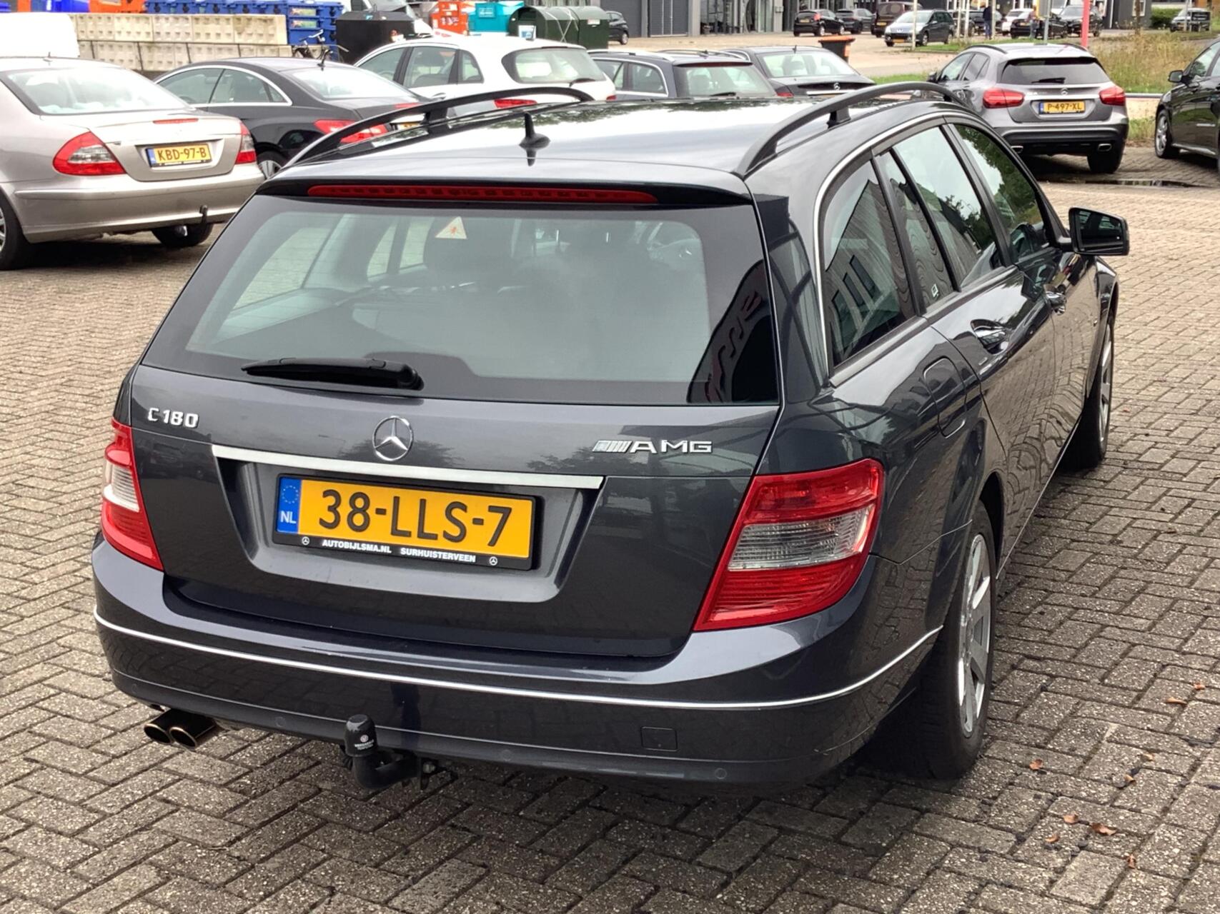Foto van Mercedes-Benz C 180 Kompressor