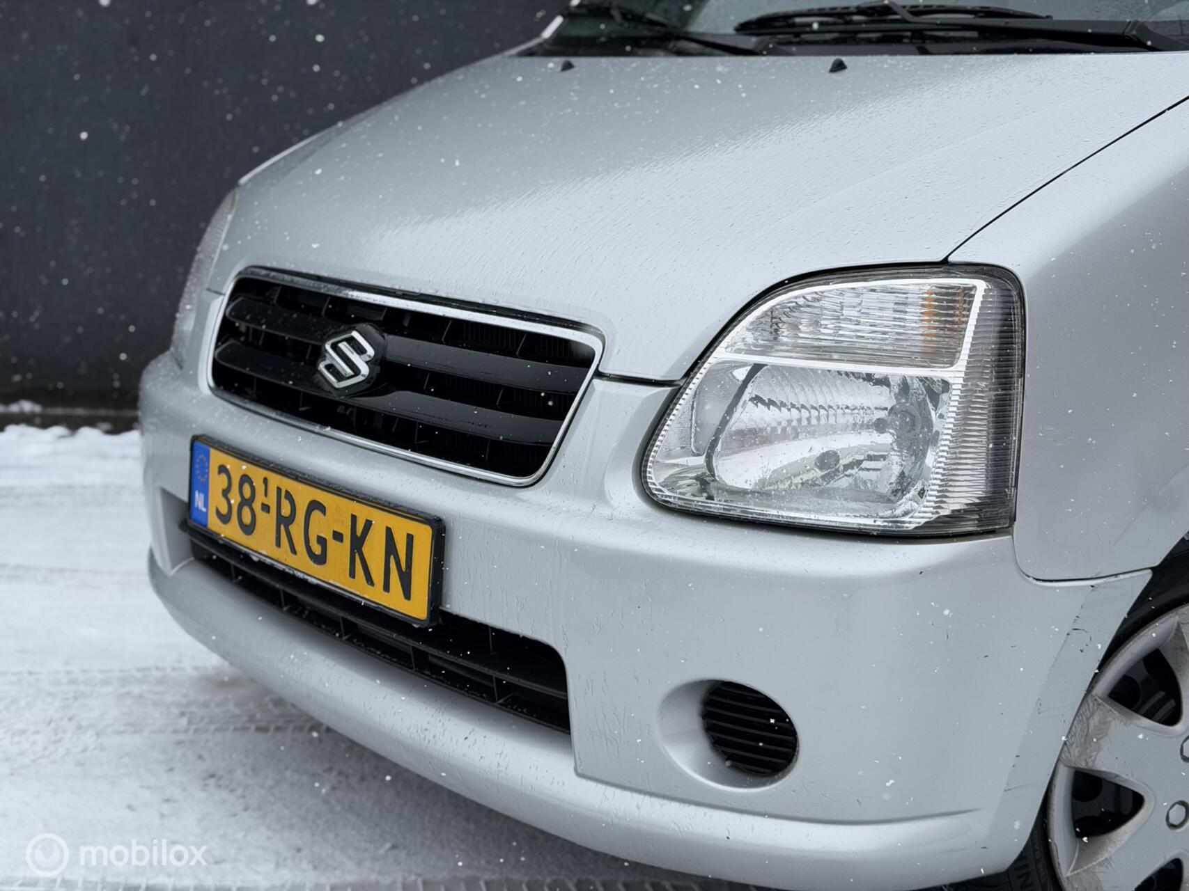 Foto van Suzuki Wagon R