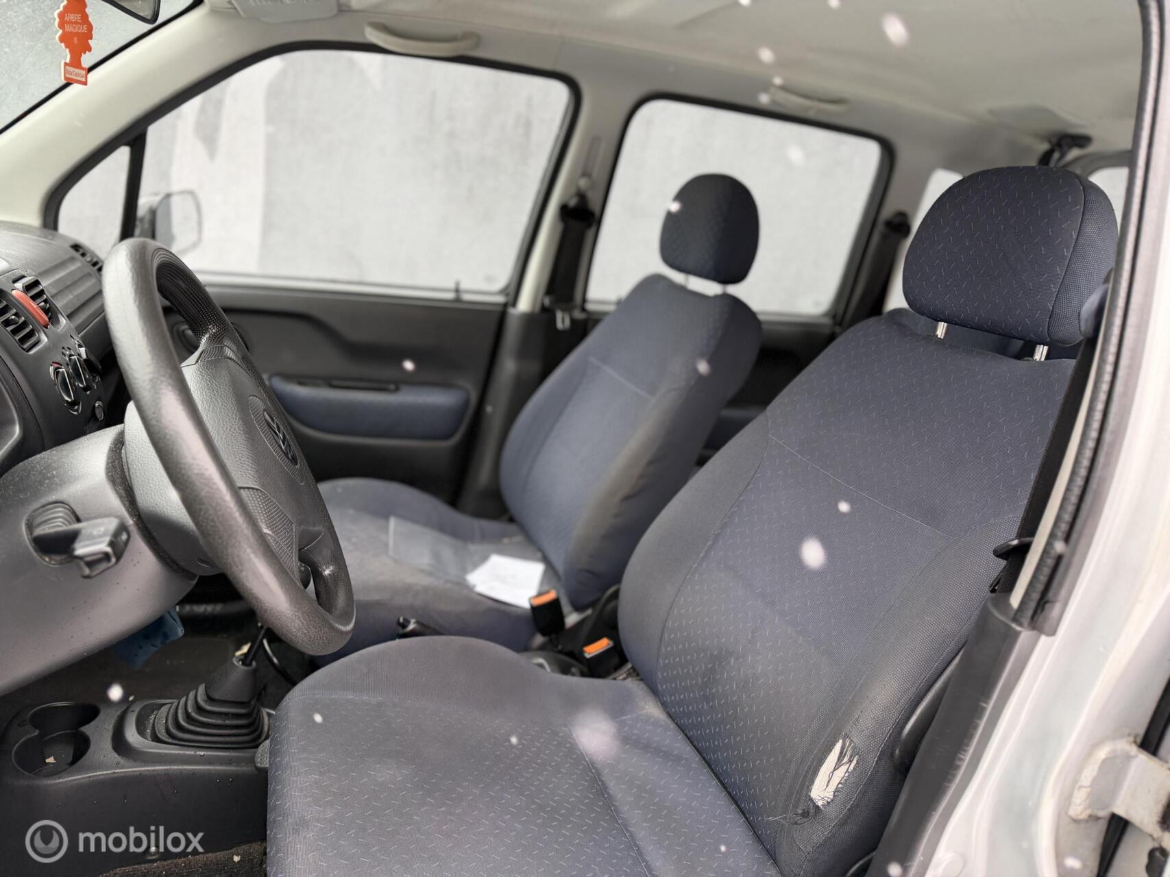Foto van Suzuki Wagon R