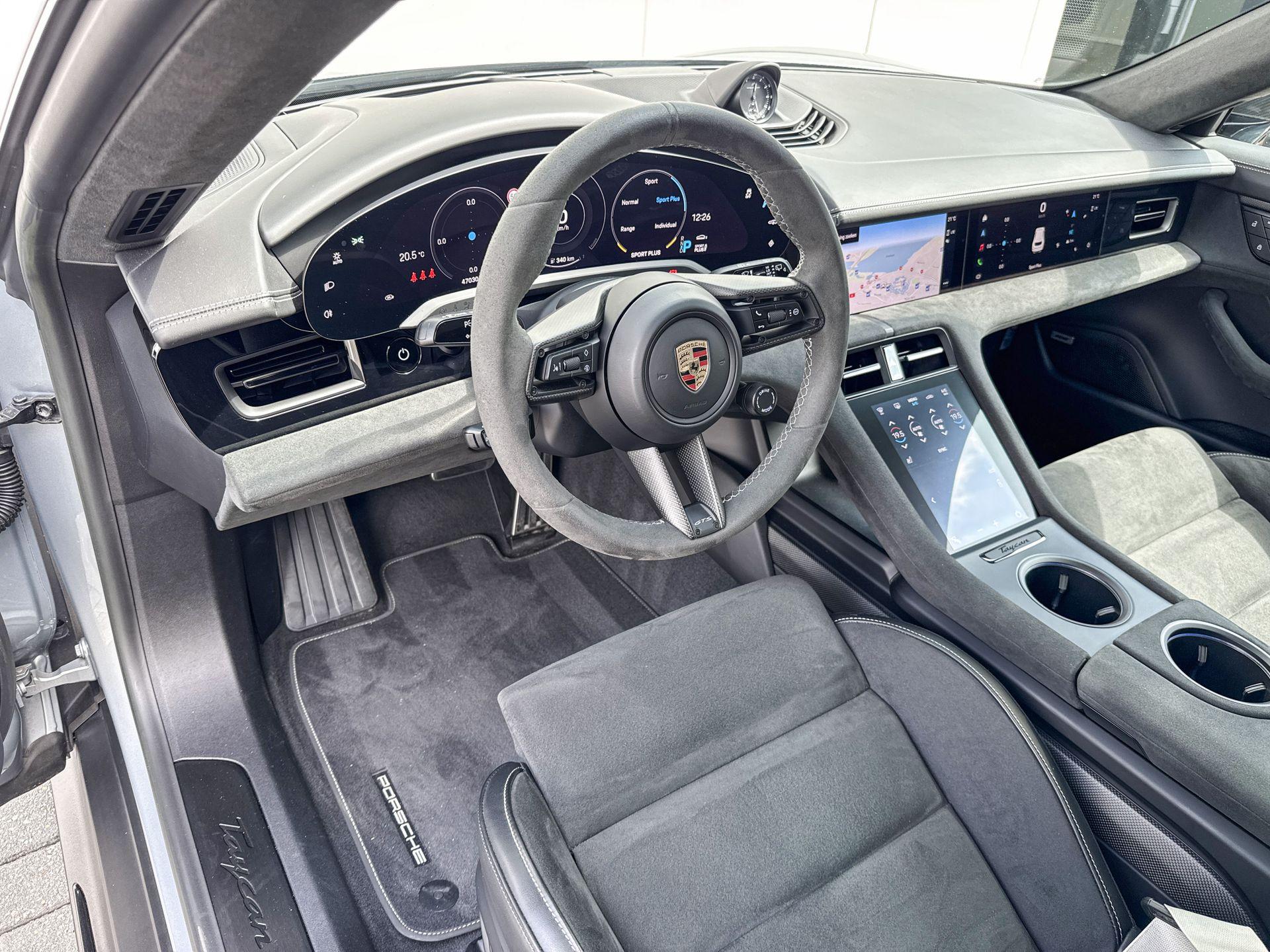 Foto van Porsche Taycan GTS