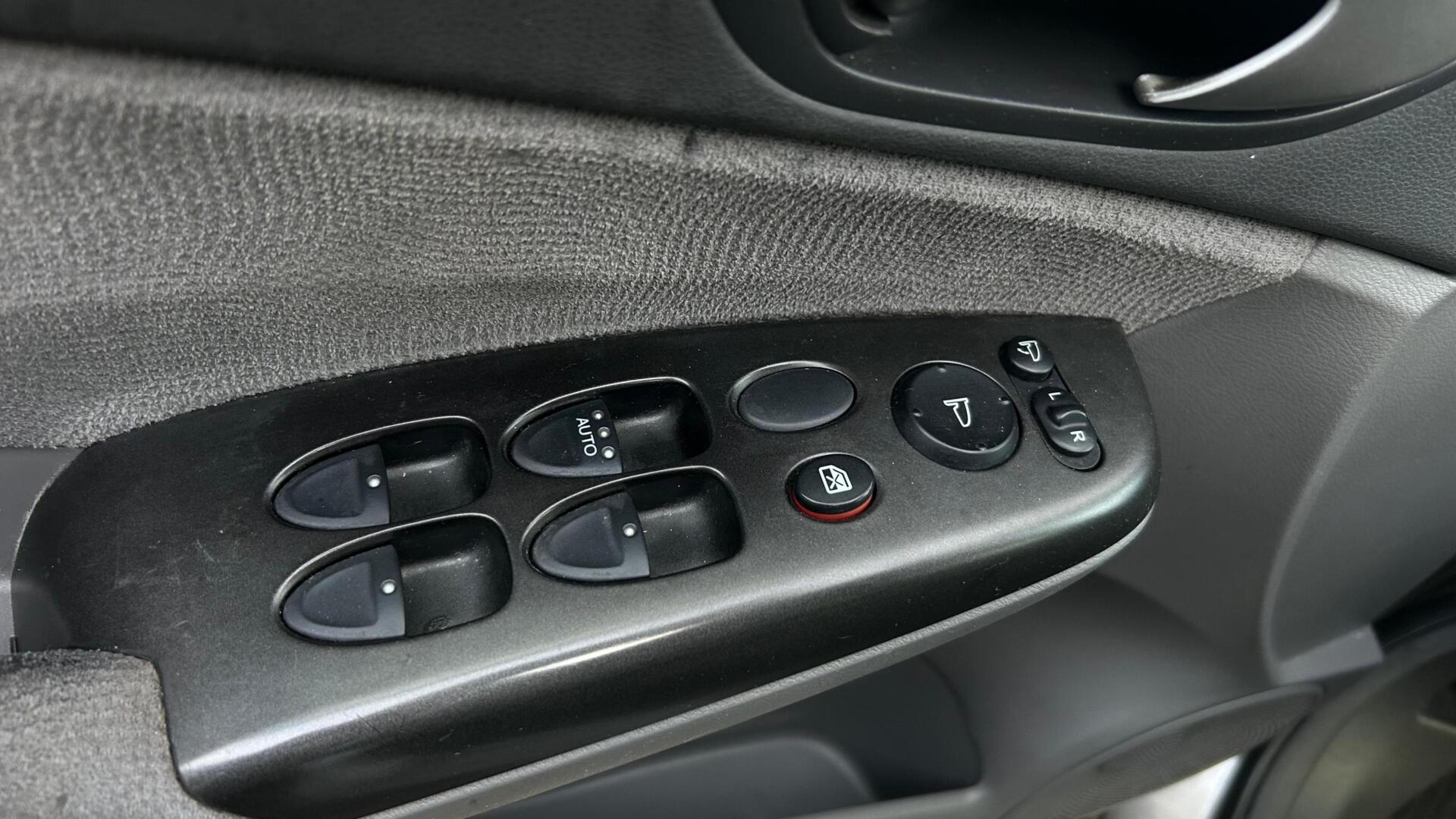 Foto van Honda Civic 4dr Hybrid