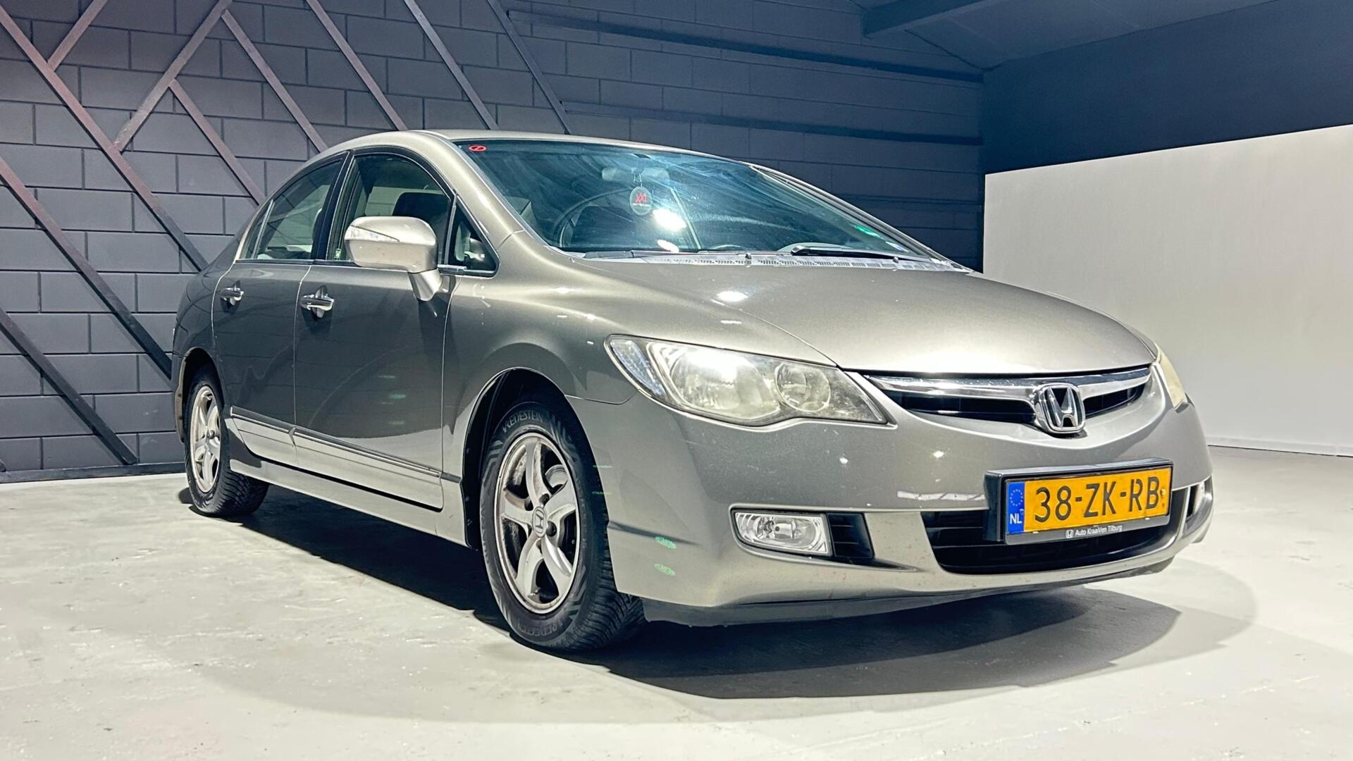 Foto van Honda Civic 4dr Hybrid