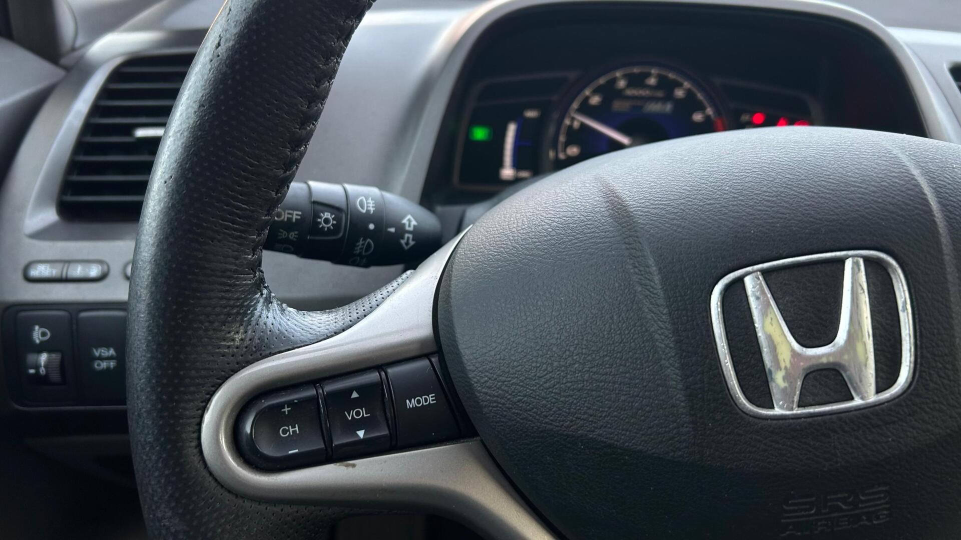 Foto van Honda Civic 4dr Hybrid