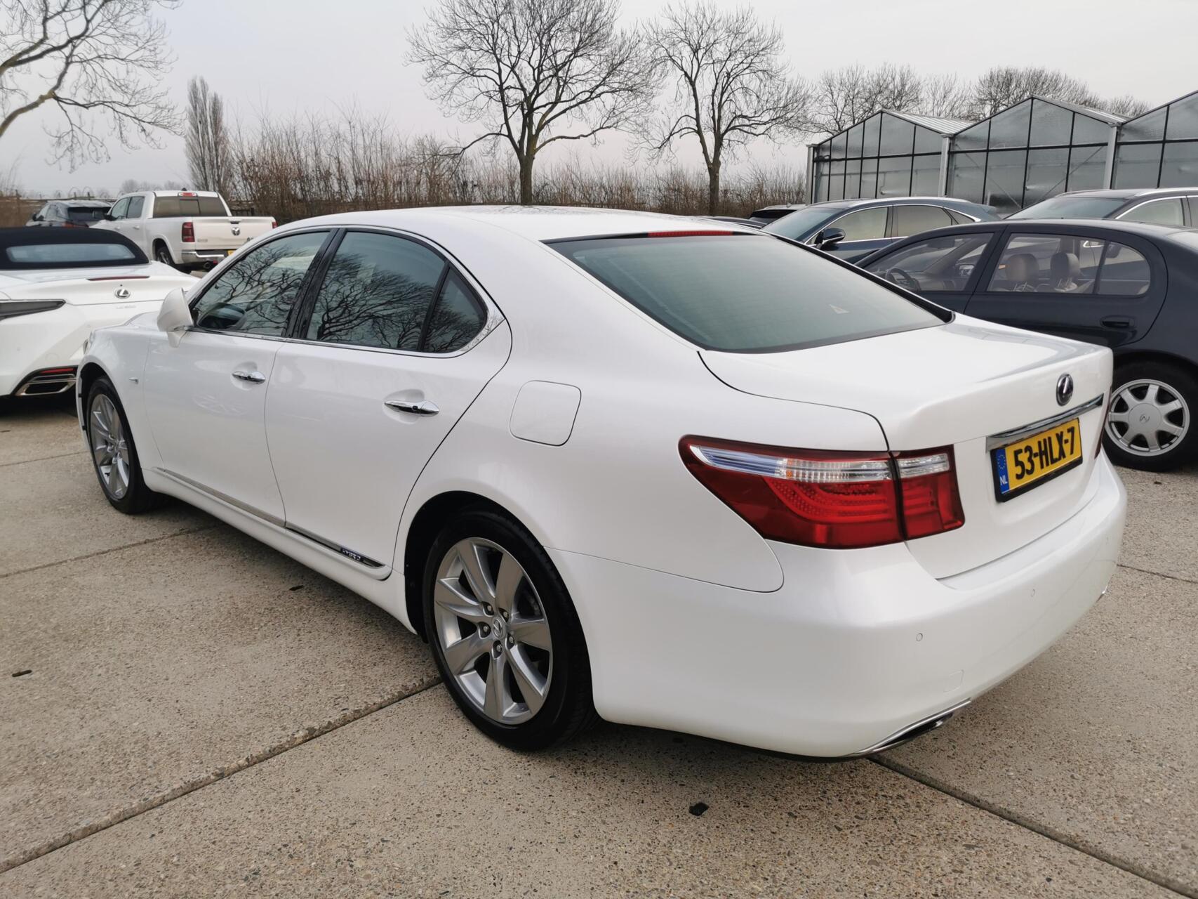 Foto van Lexus Lexus Ls600h