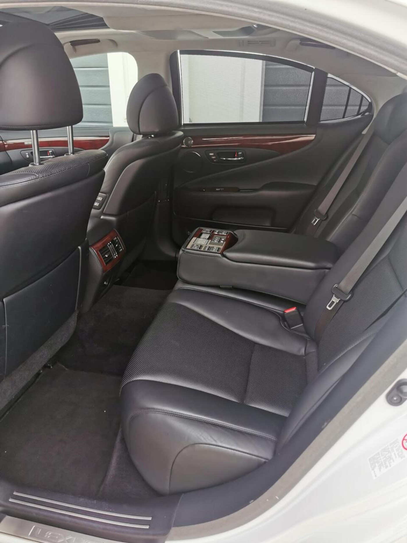 Foto van Lexus Lexus Ls600h