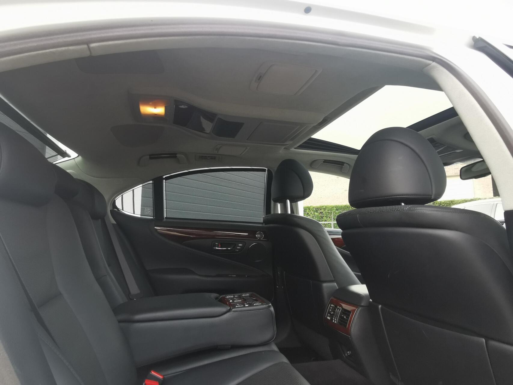 Foto van Lexus Lexus Ls600h