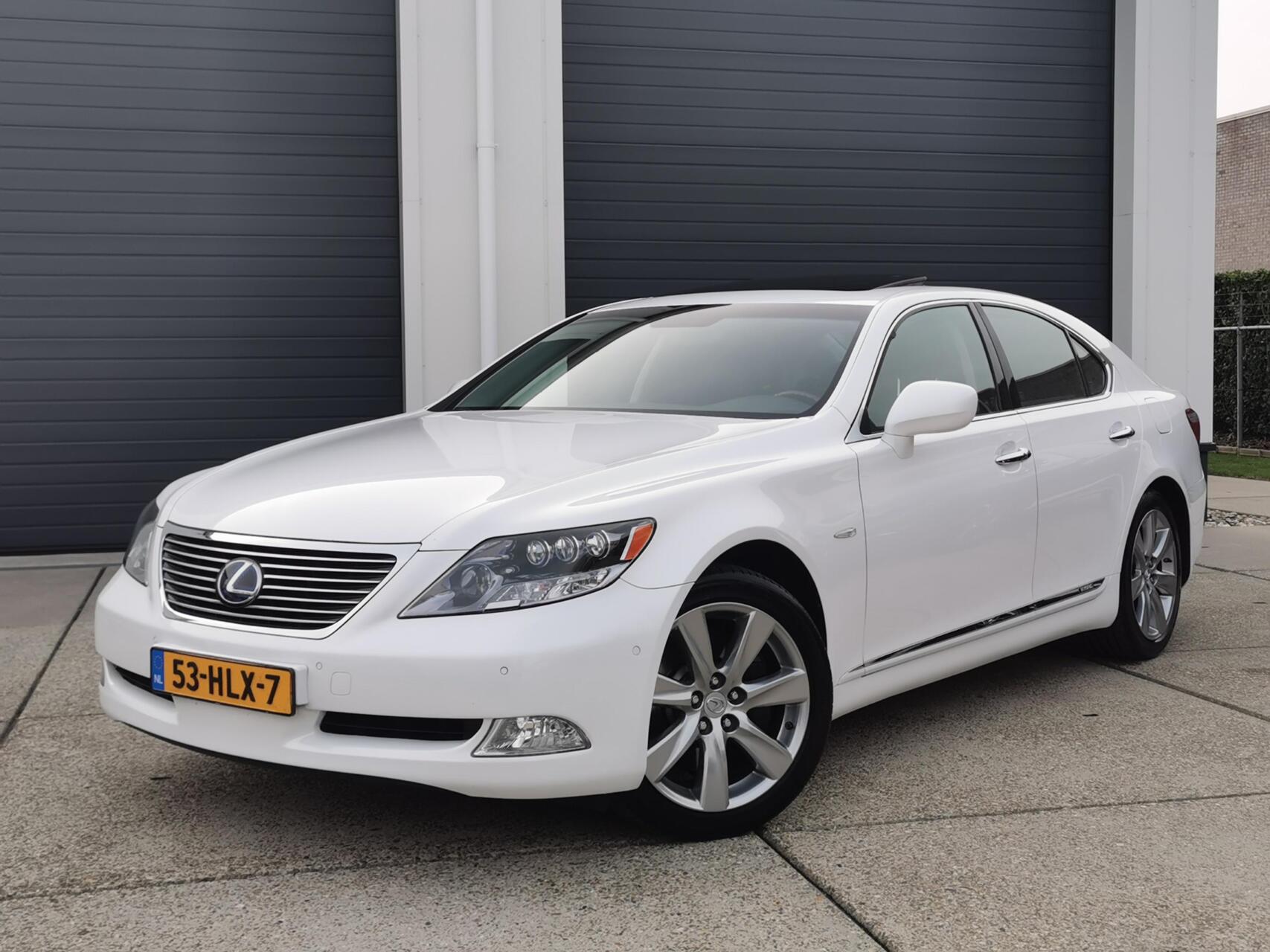 Foto van Lexus Lexus Ls600h