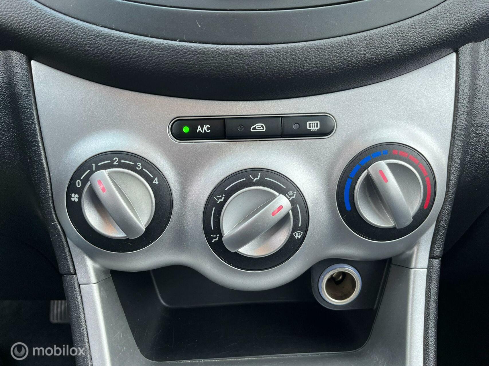 Foto van Hyundai I10