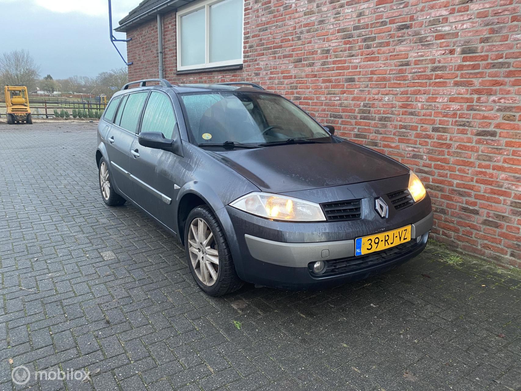 Foto van Renault Megane Grand Tour