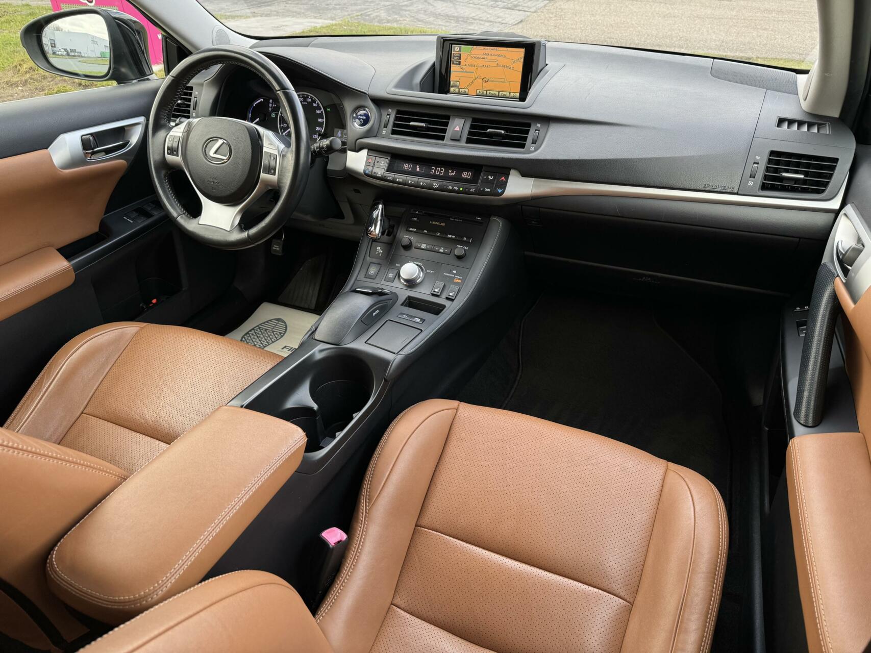 Foto van Lexus CT