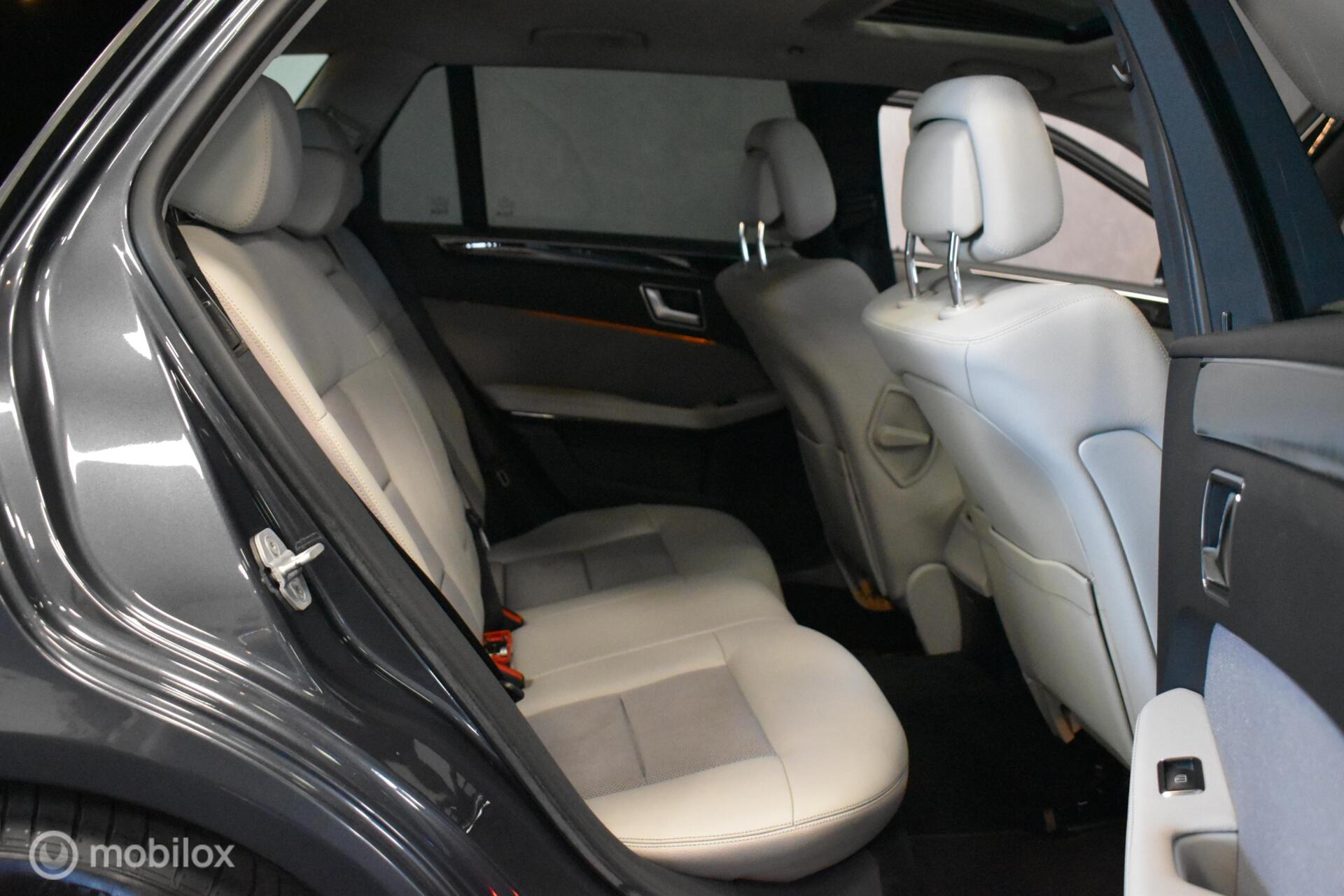 Foto van Mercedes-Benz E 200