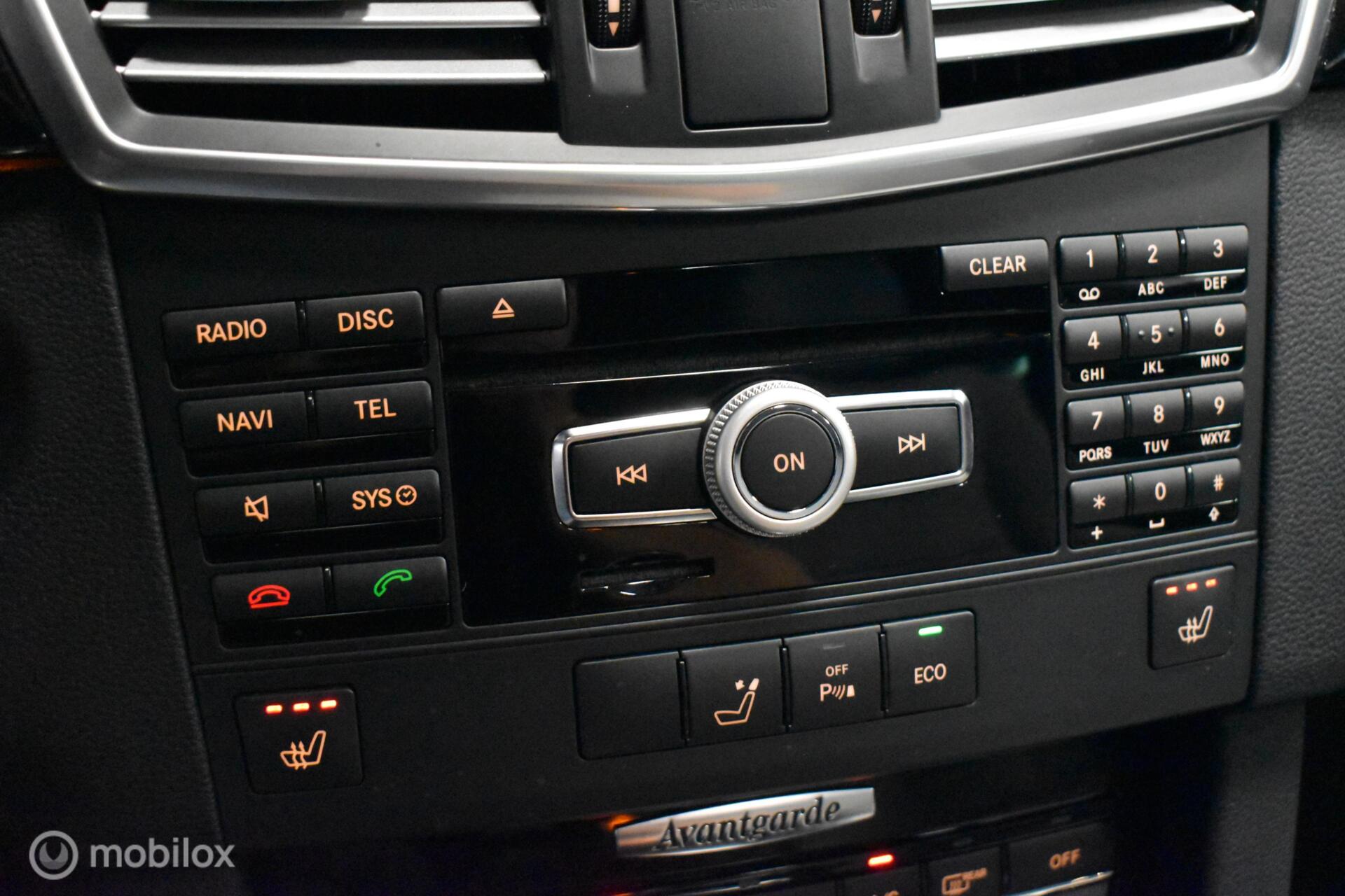 Foto van Mercedes-Benz E 200