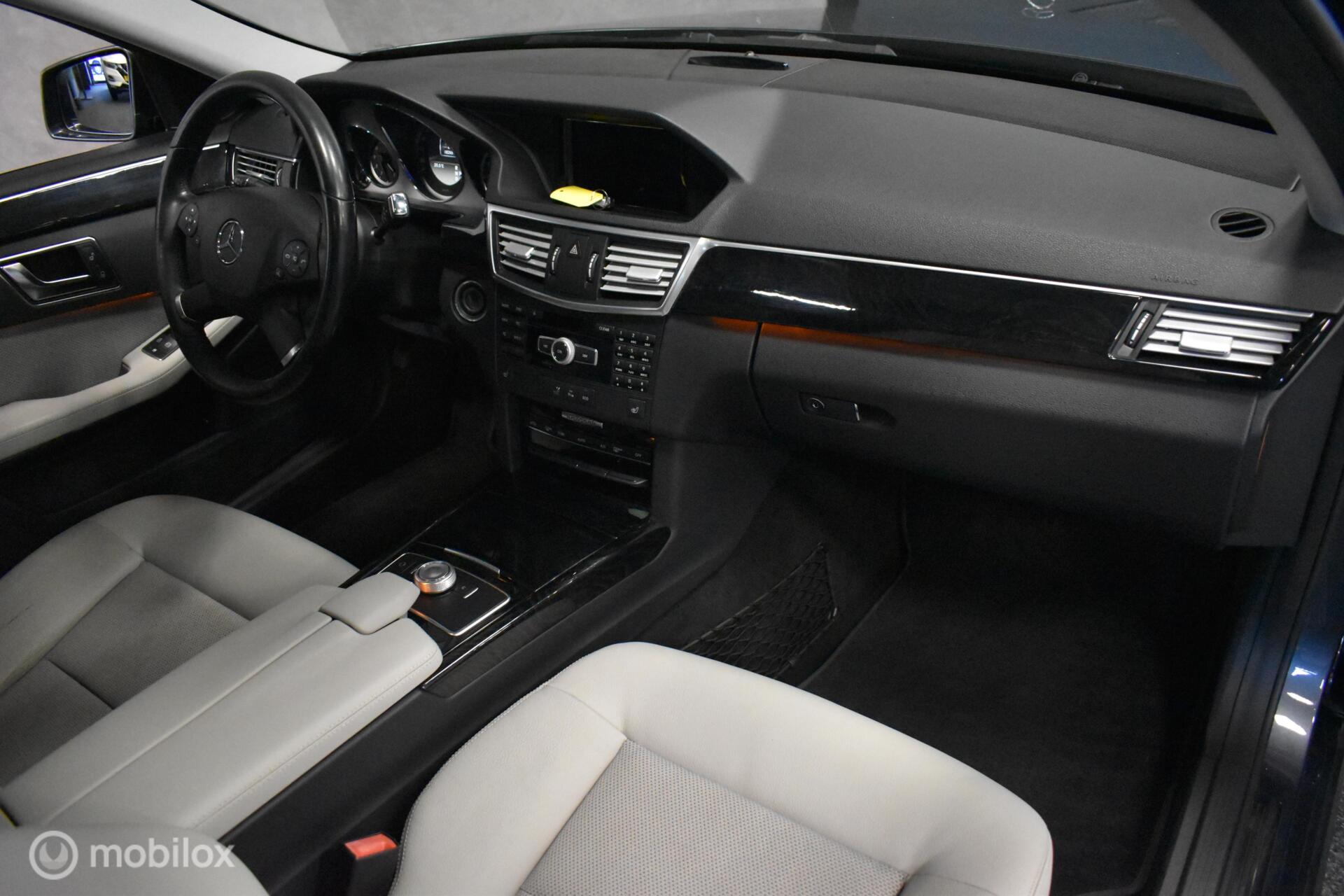Foto van Mercedes-Benz E 200