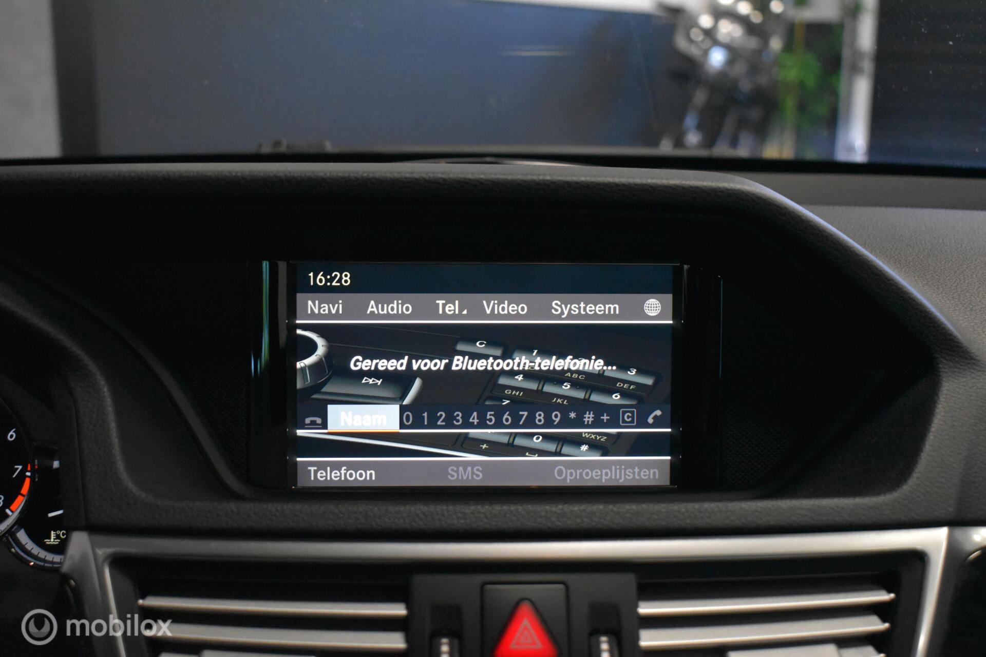Foto van Mercedes-Benz E 200