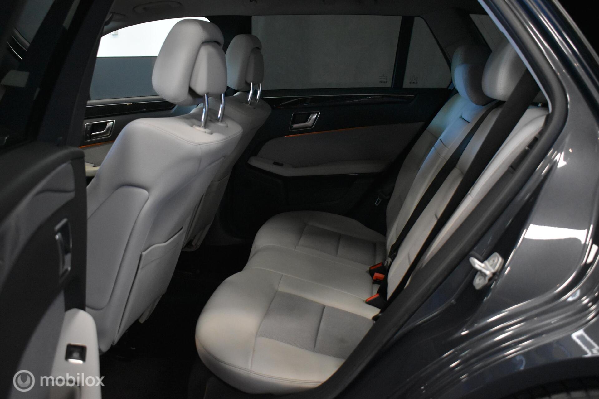 Foto van Mercedes-Benz E 200