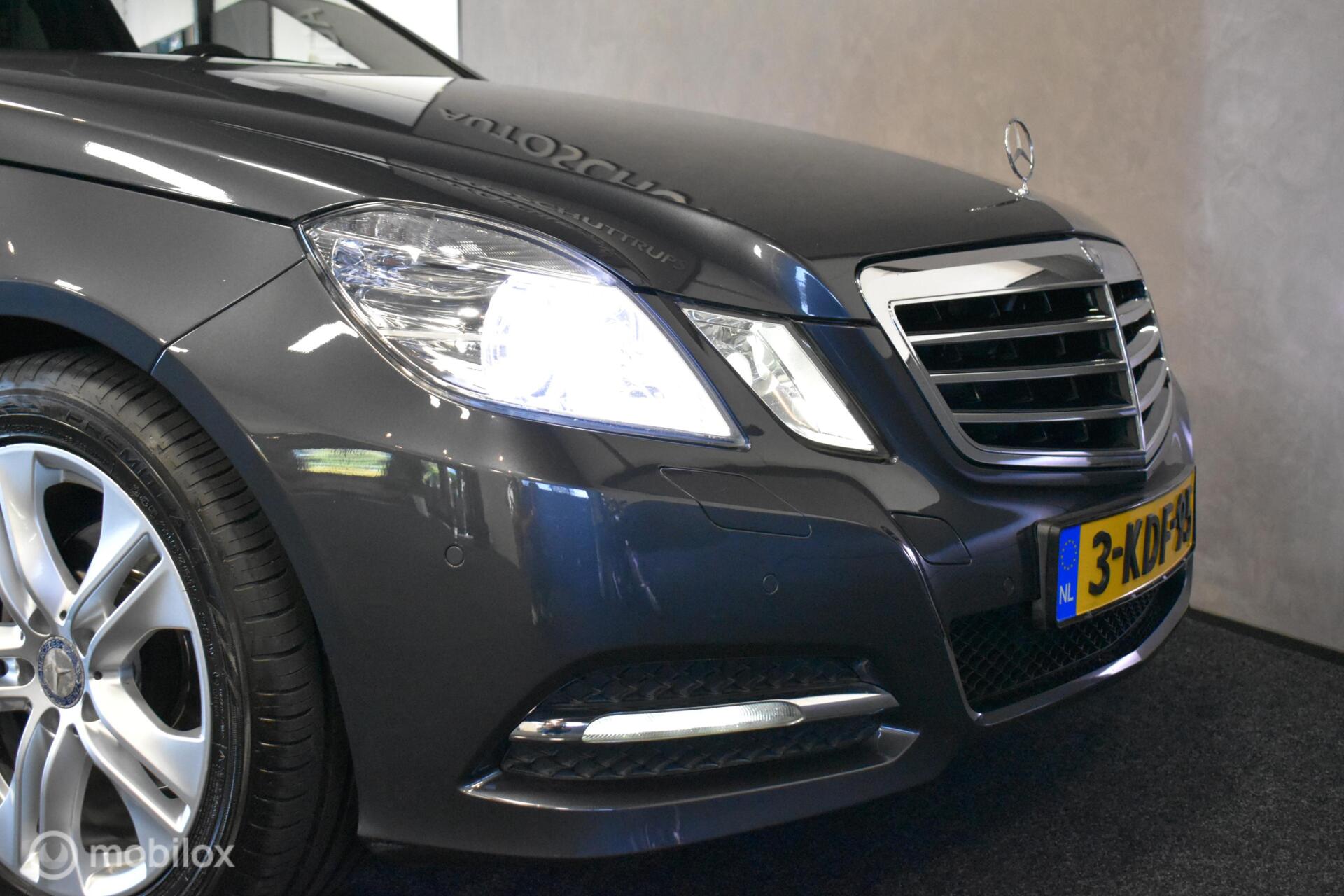 Foto van Mercedes-Benz E 200