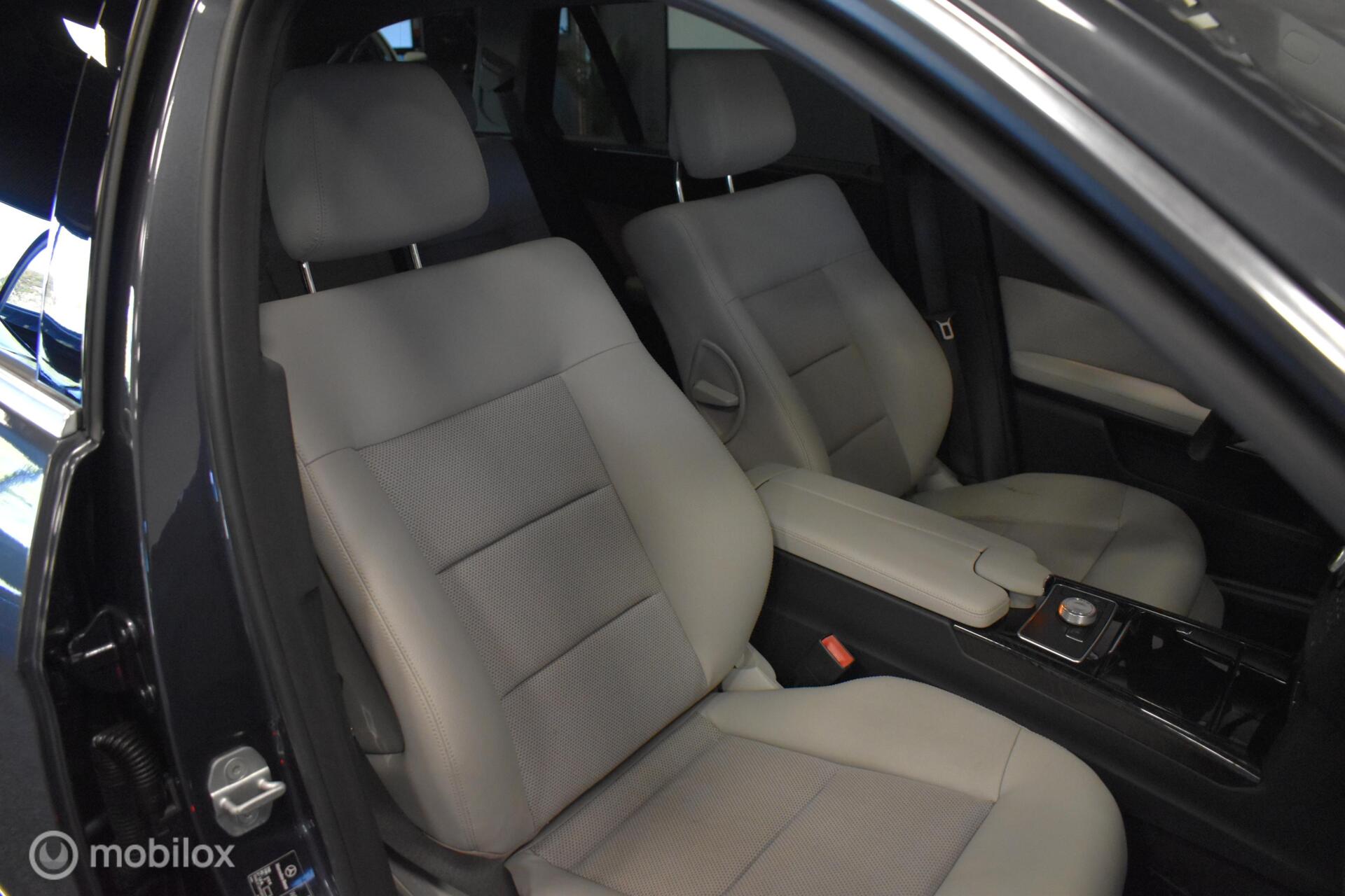 Foto van Mercedes-Benz E 200