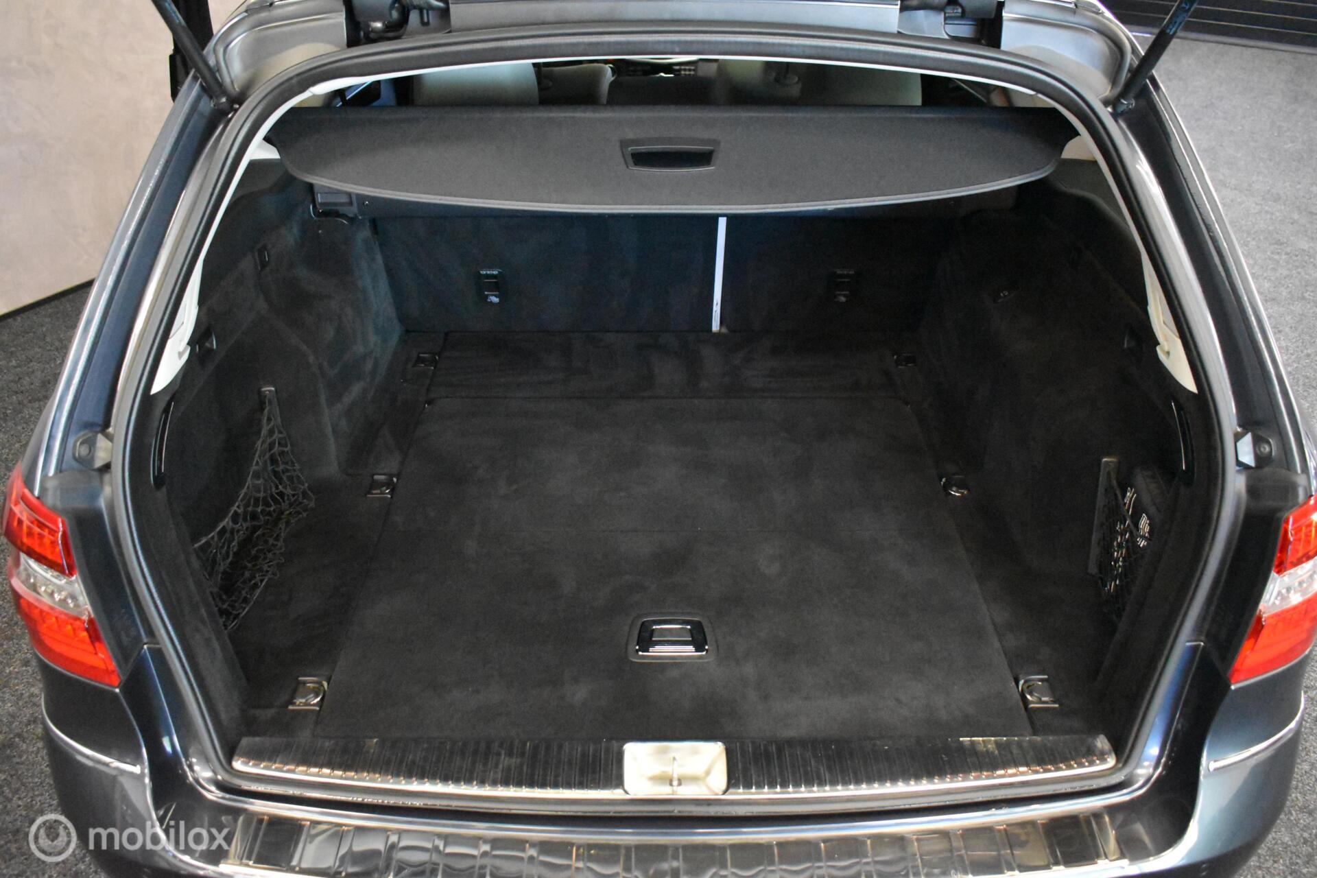 Foto van Mercedes-Benz E 200