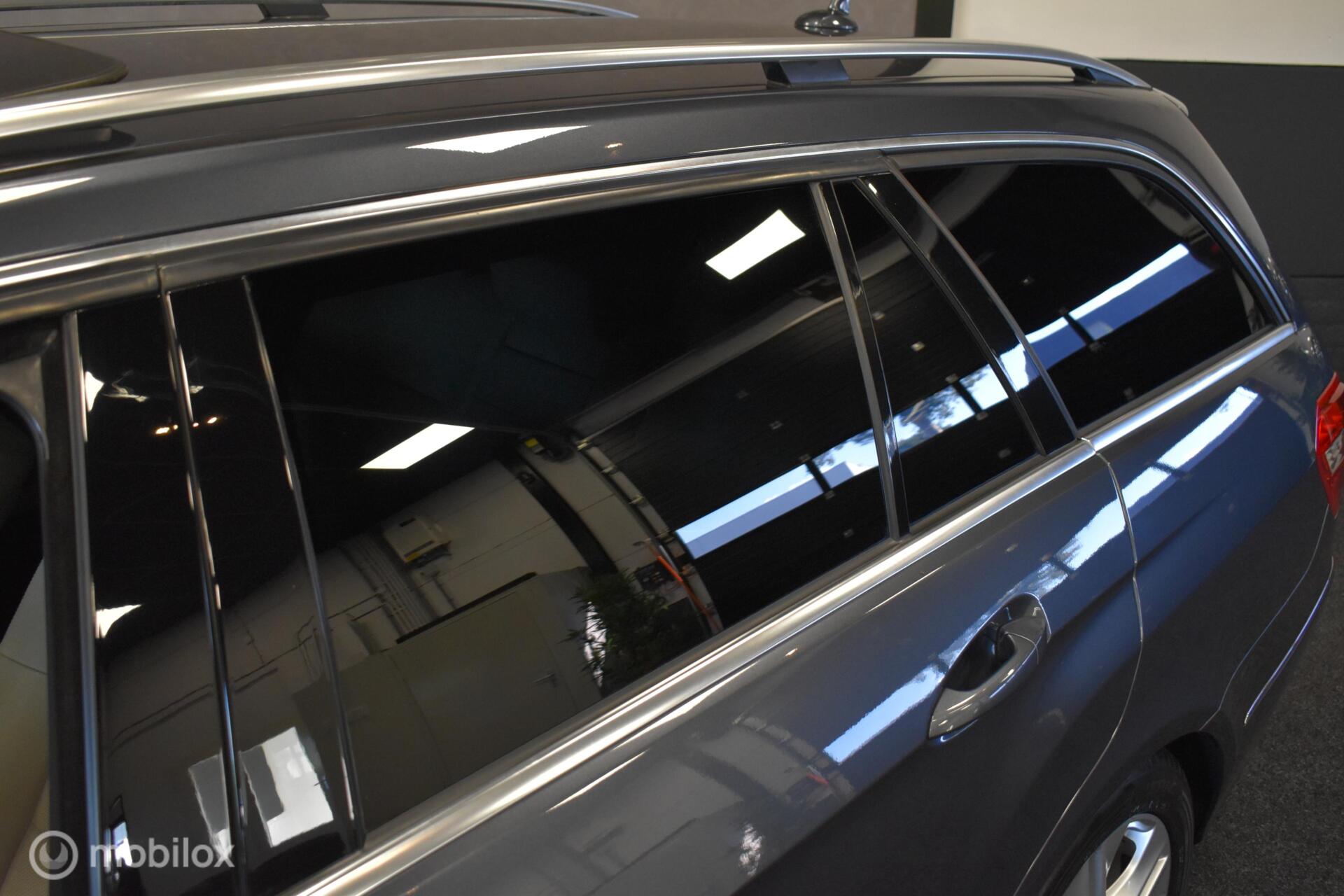 Foto van Mercedes-Benz E 200
