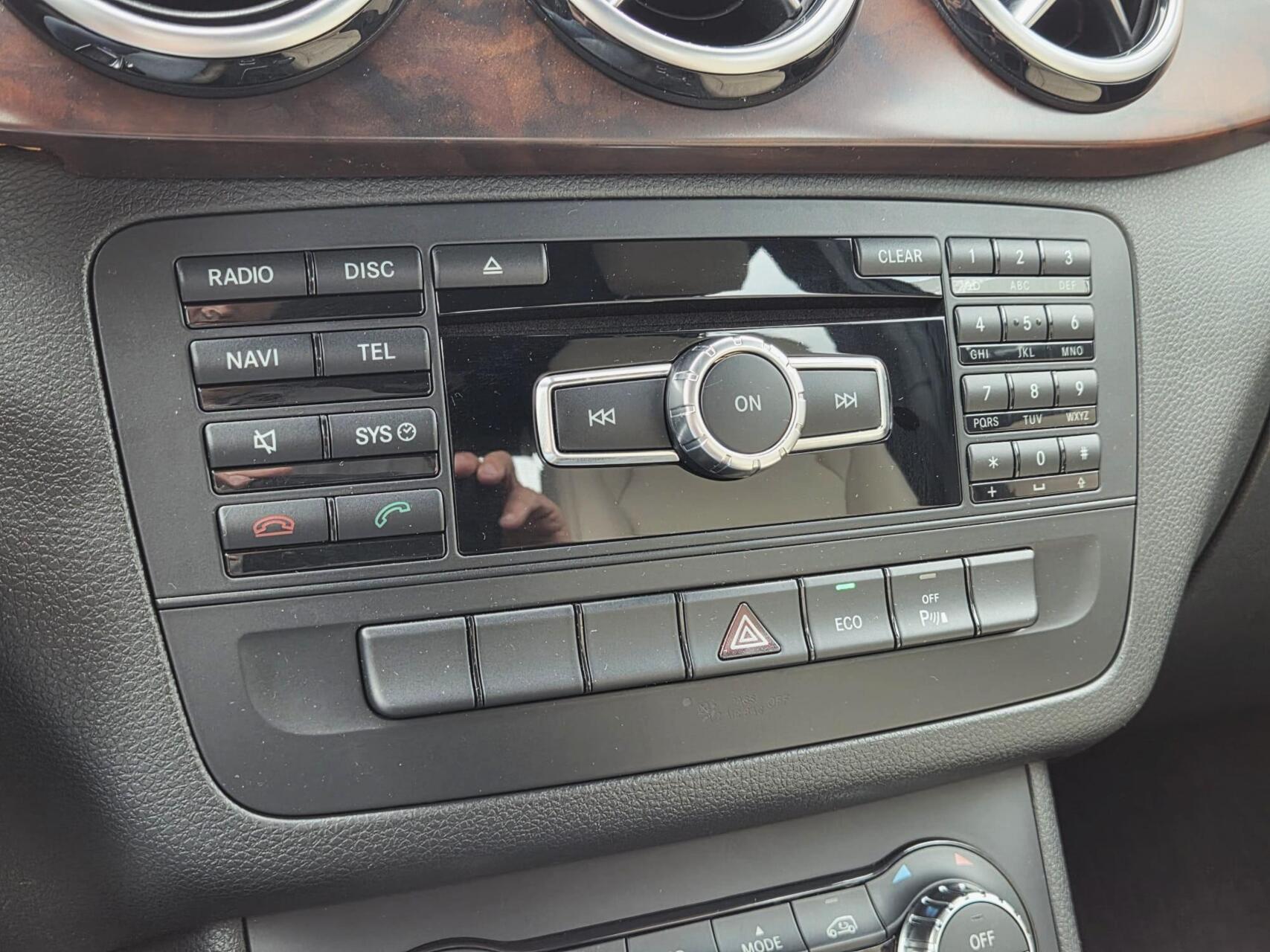 Foto van Mercedes-Benz B 180
