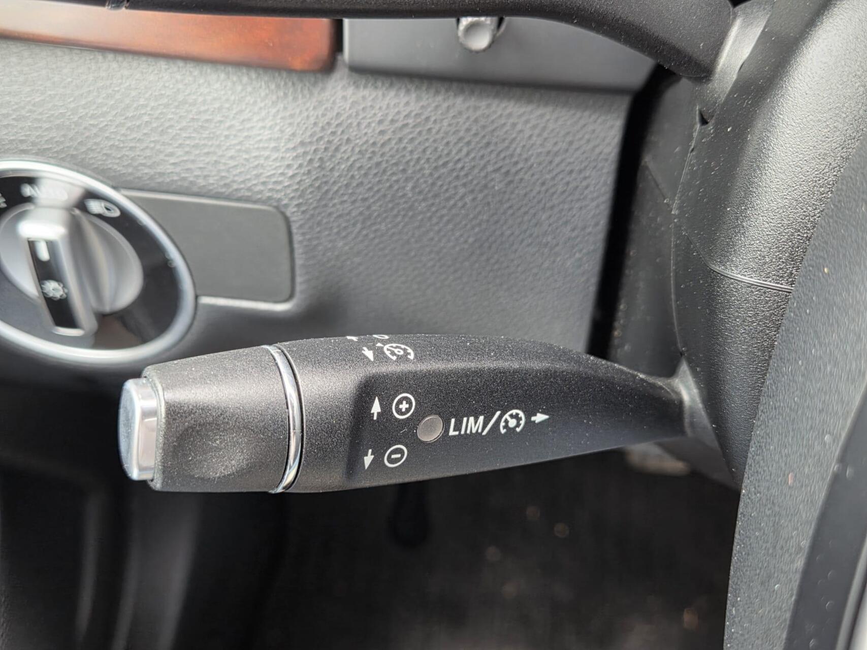 Foto van Mercedes-Benz B 180