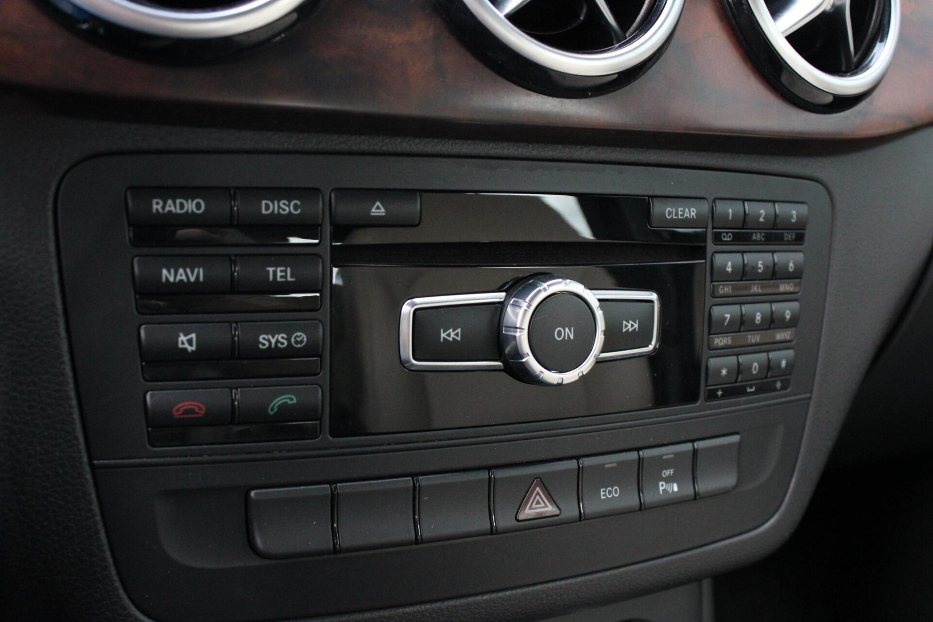 Foto van Mercedes-Benz B 180