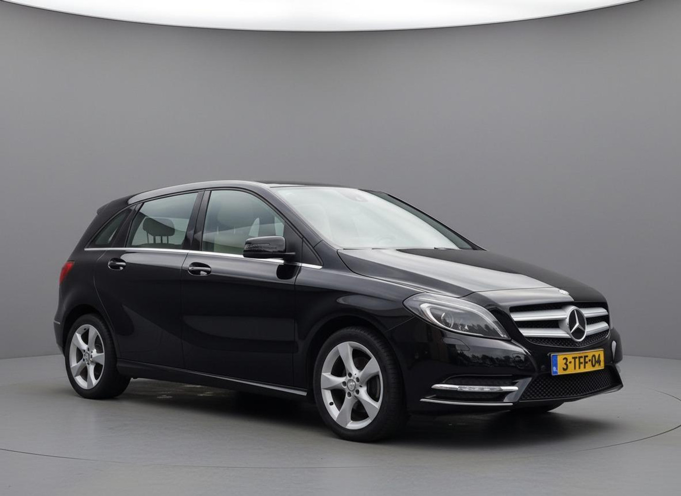 Foto van Mercedes-Benz B 180