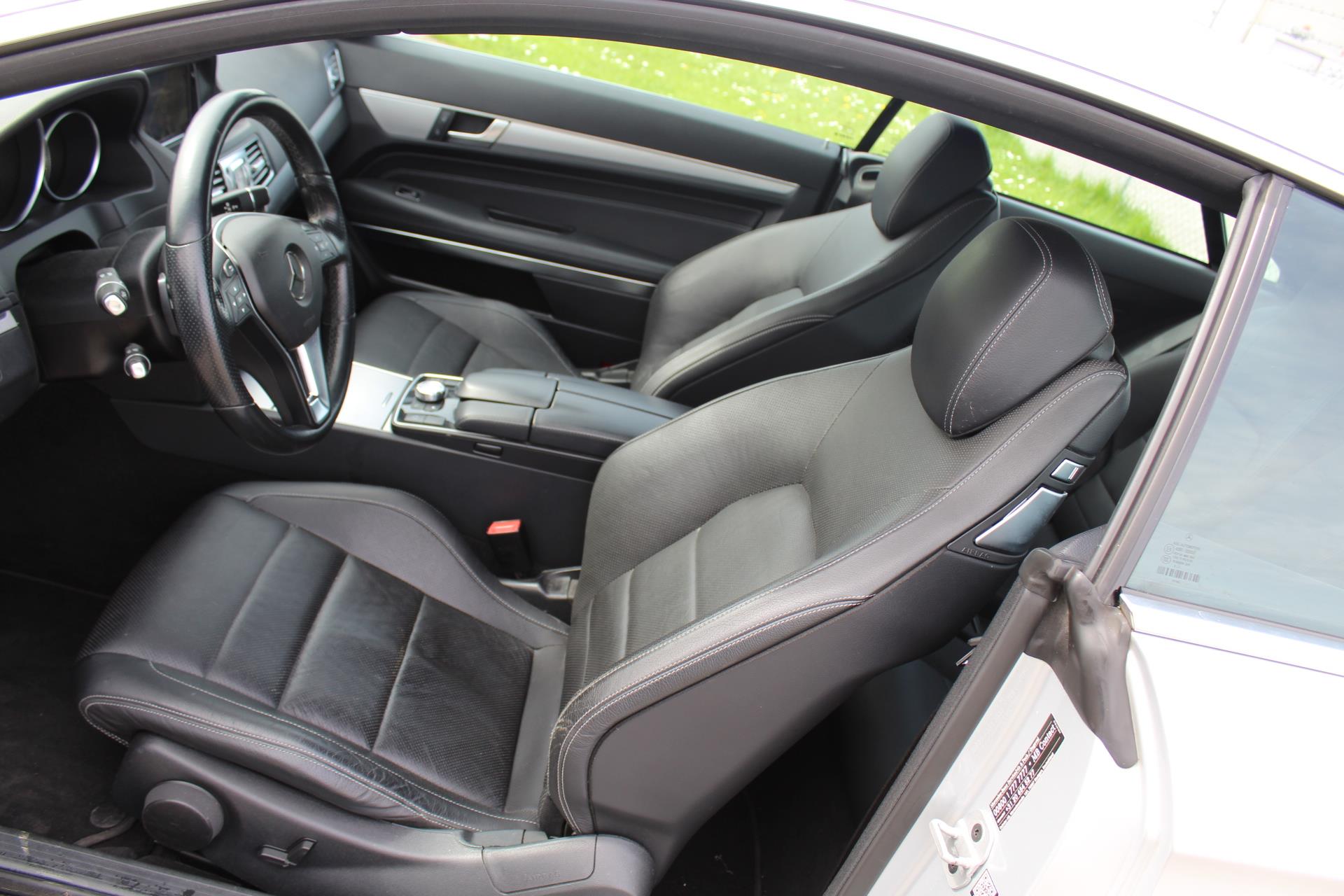 Foto van Mercedes-Benz E 200