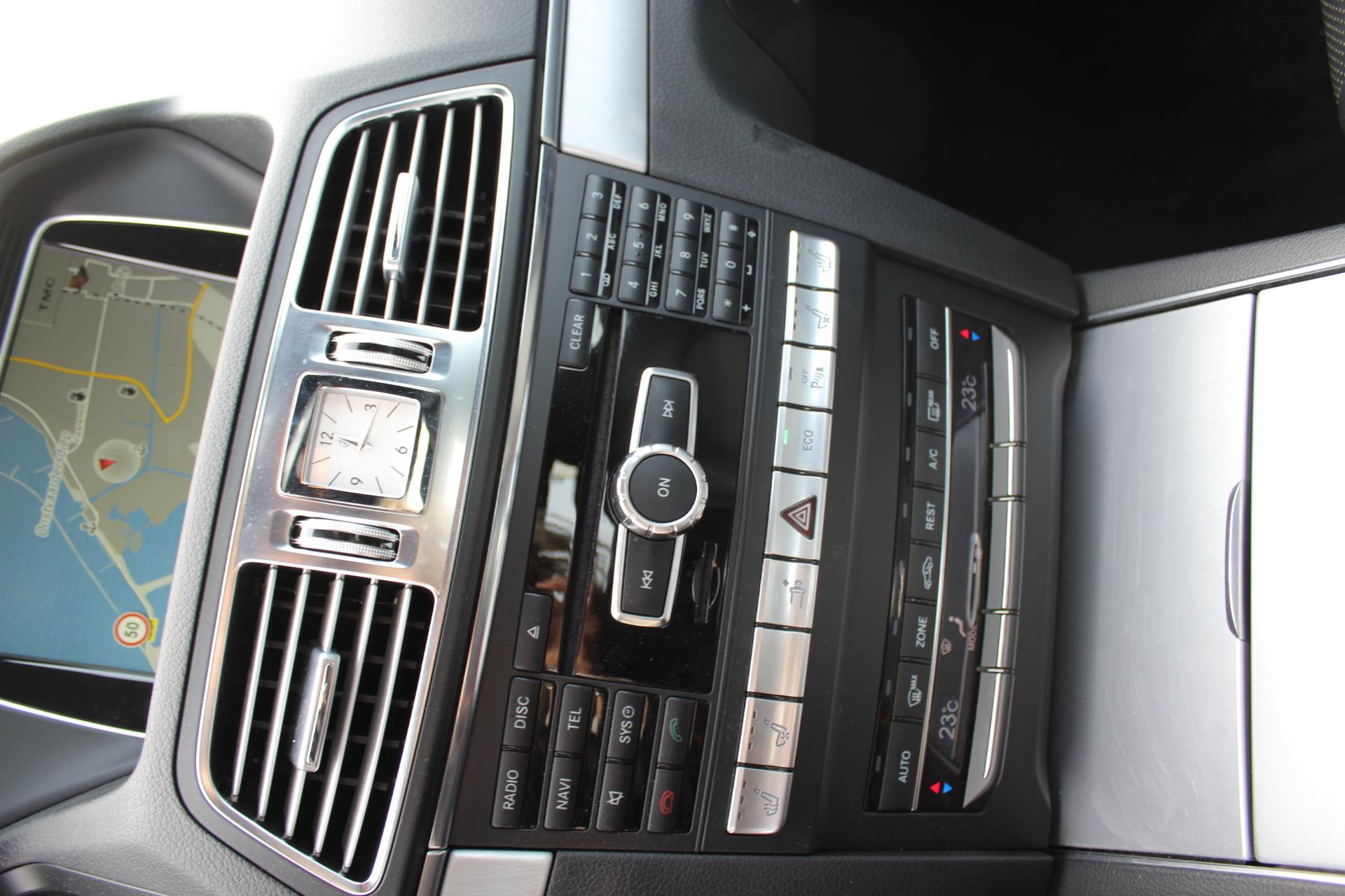 Foto van Mercedes-Benz E 200
