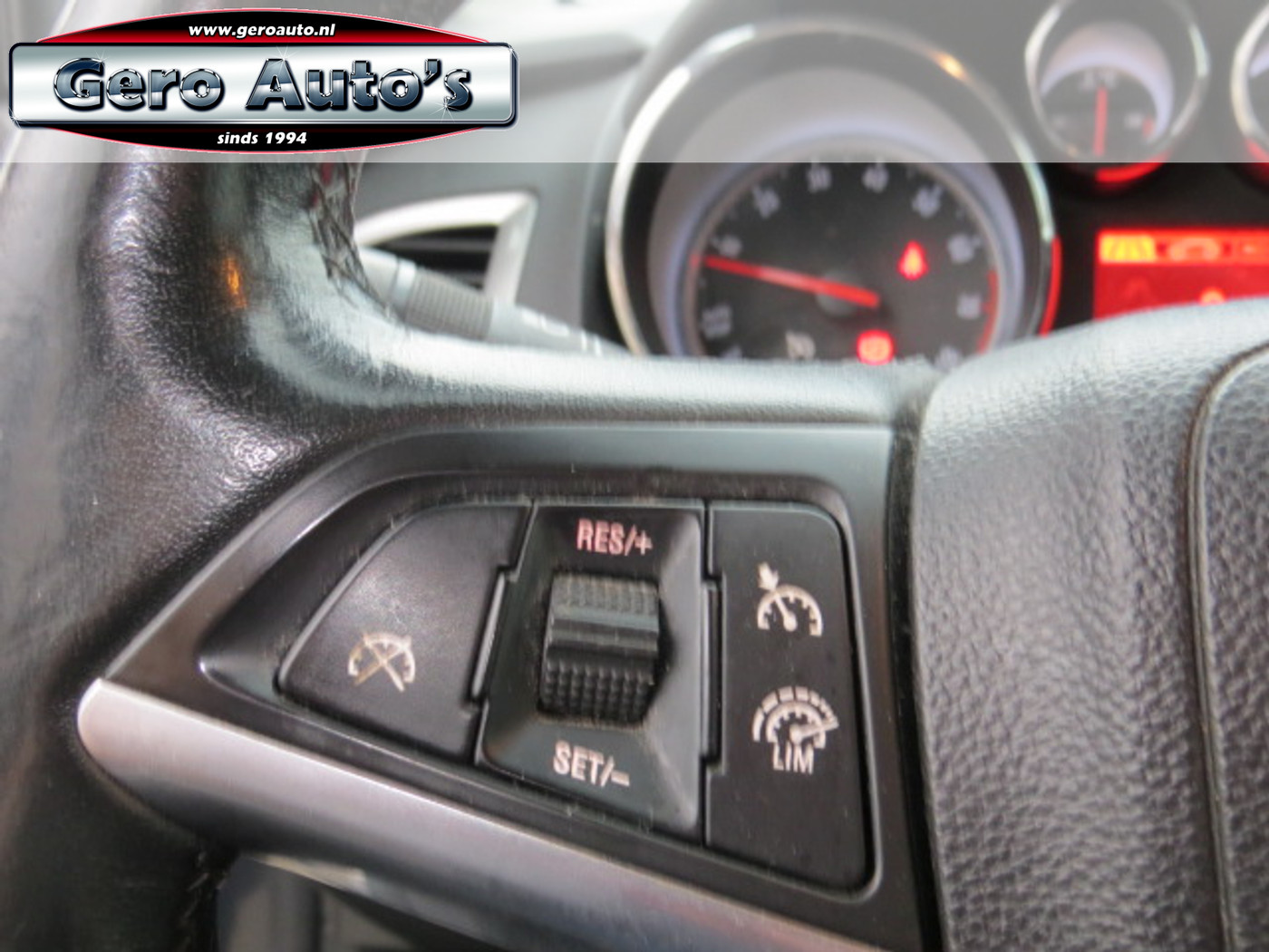 Foto van Opel Astra Notchback